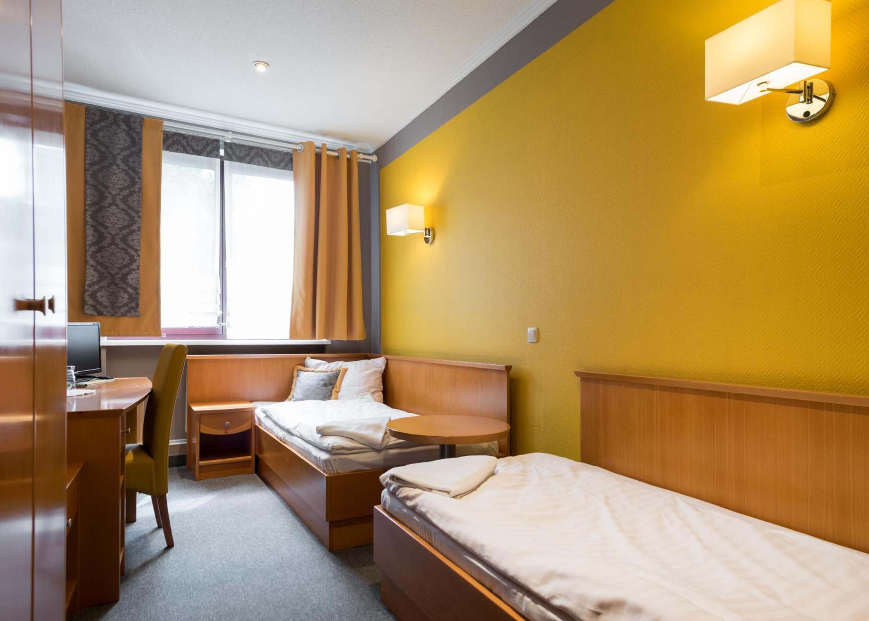 Standard Twin Room photo 1