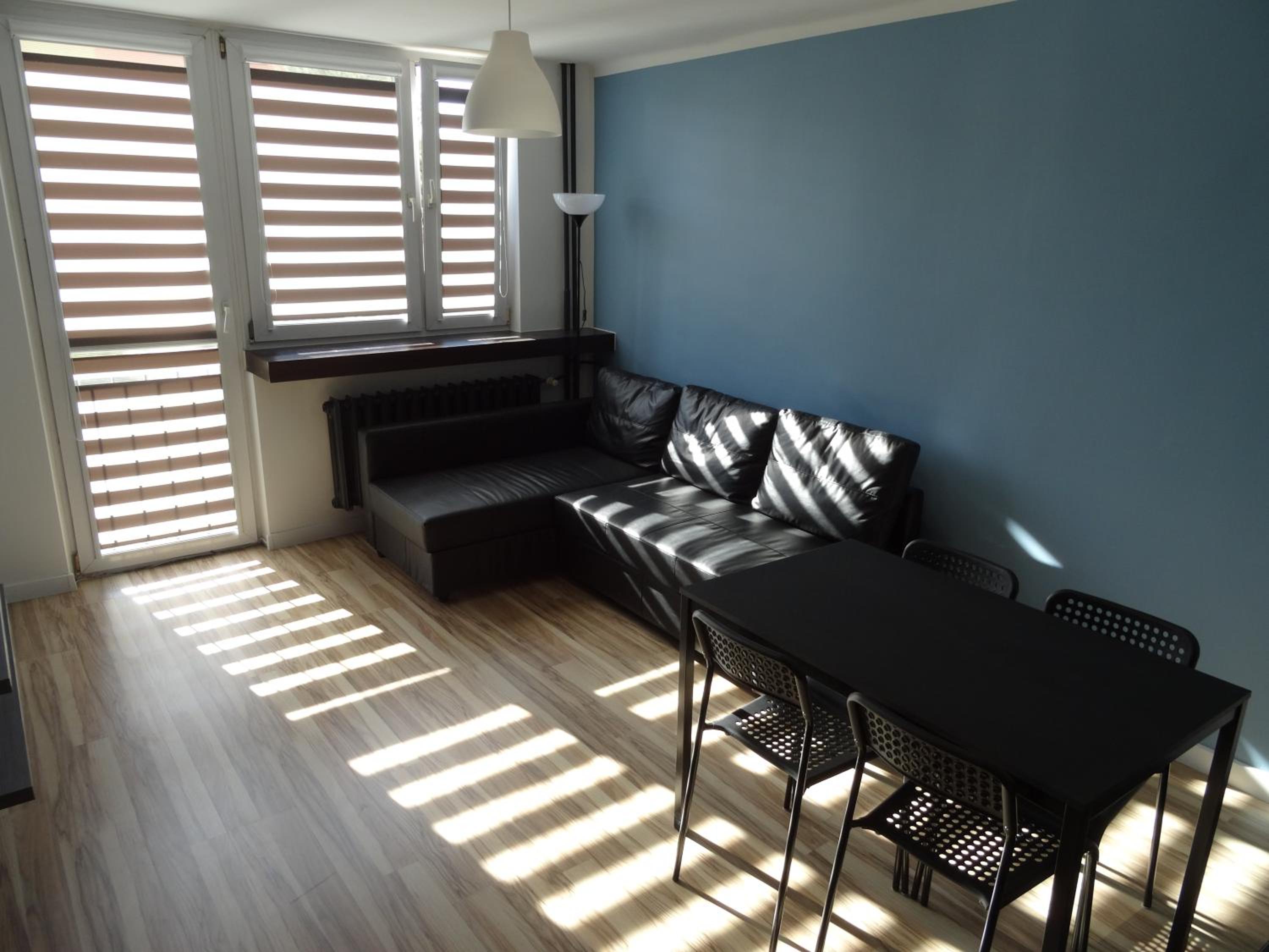Two-Bedroom Apartment - Photo 5