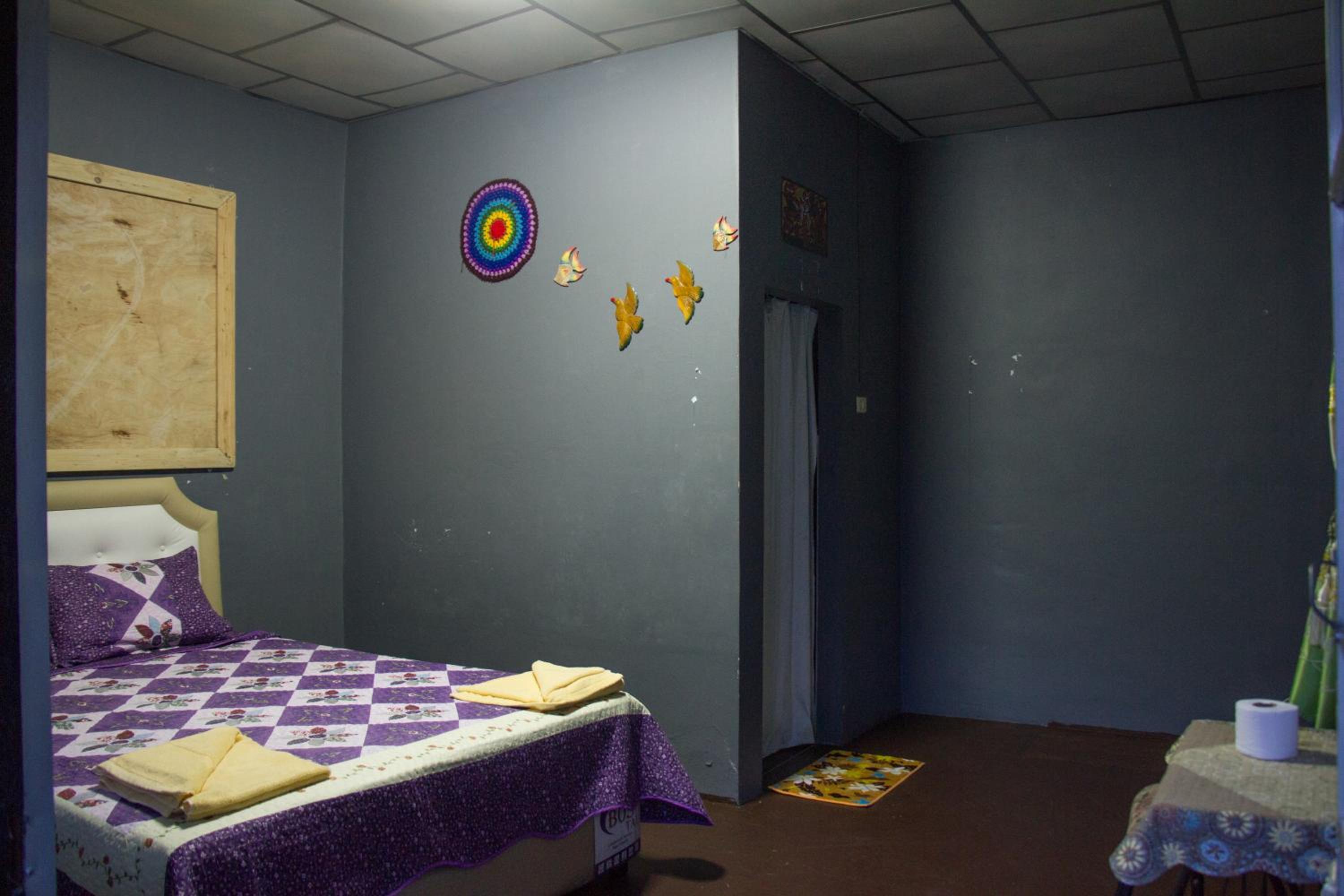 Double Room with Private Bathroom - Photo 1
