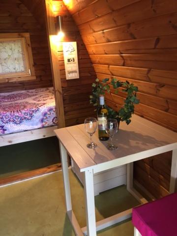 Deluxe Room - Photo 5