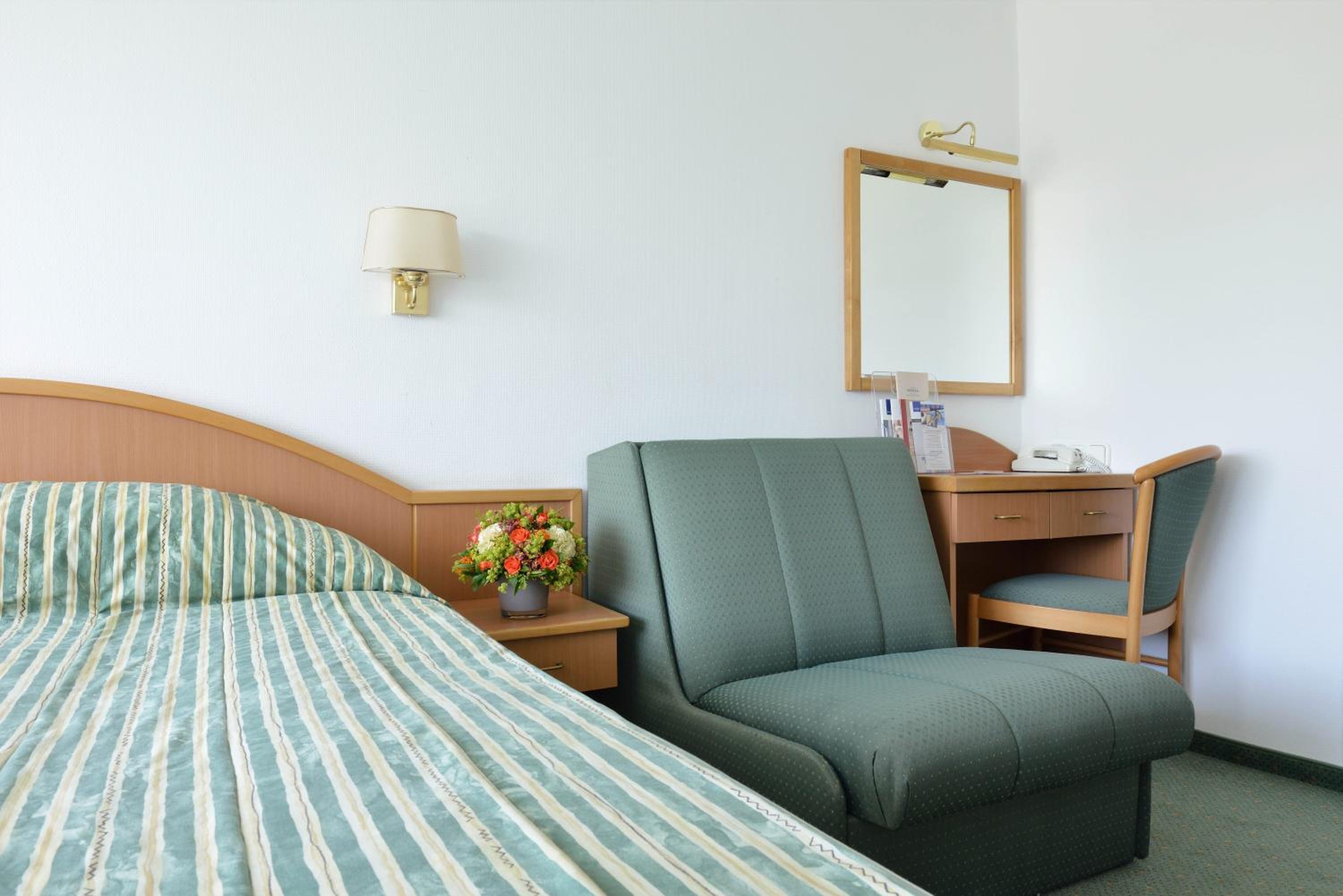 Superior Double Or Twin Room With Extra Bed photo 2