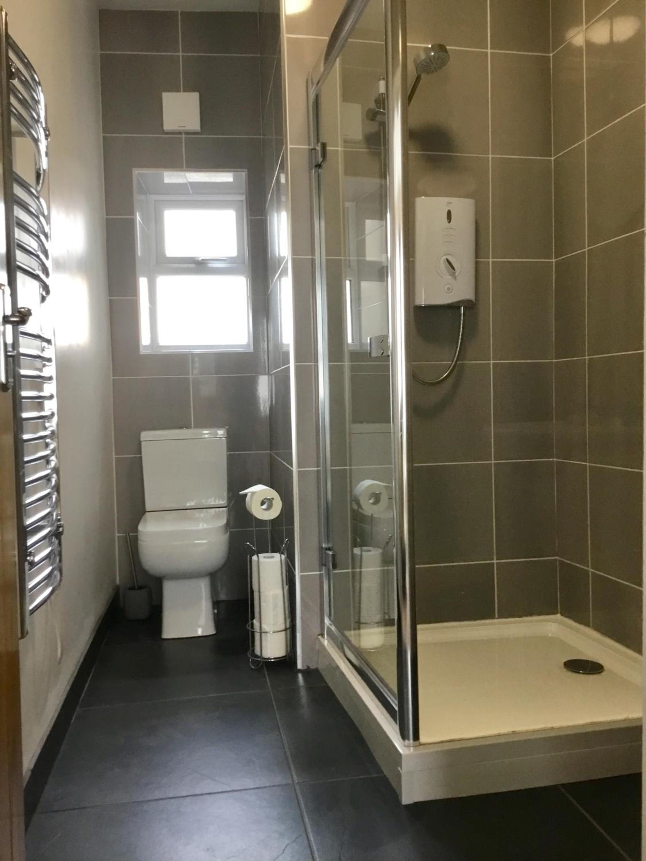 Ground Floor Studio Apartment photo 3