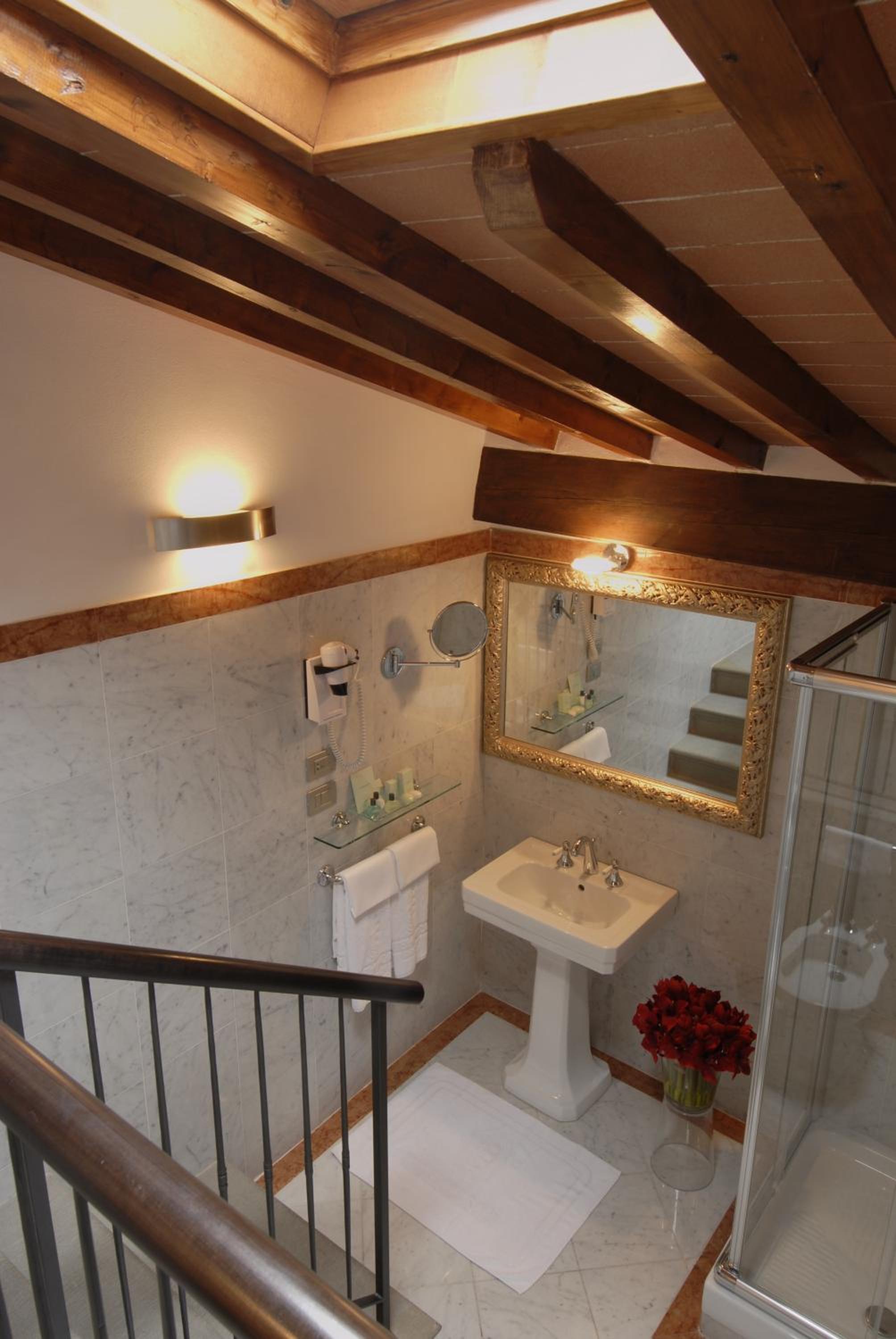 Family Suite - Photo 22