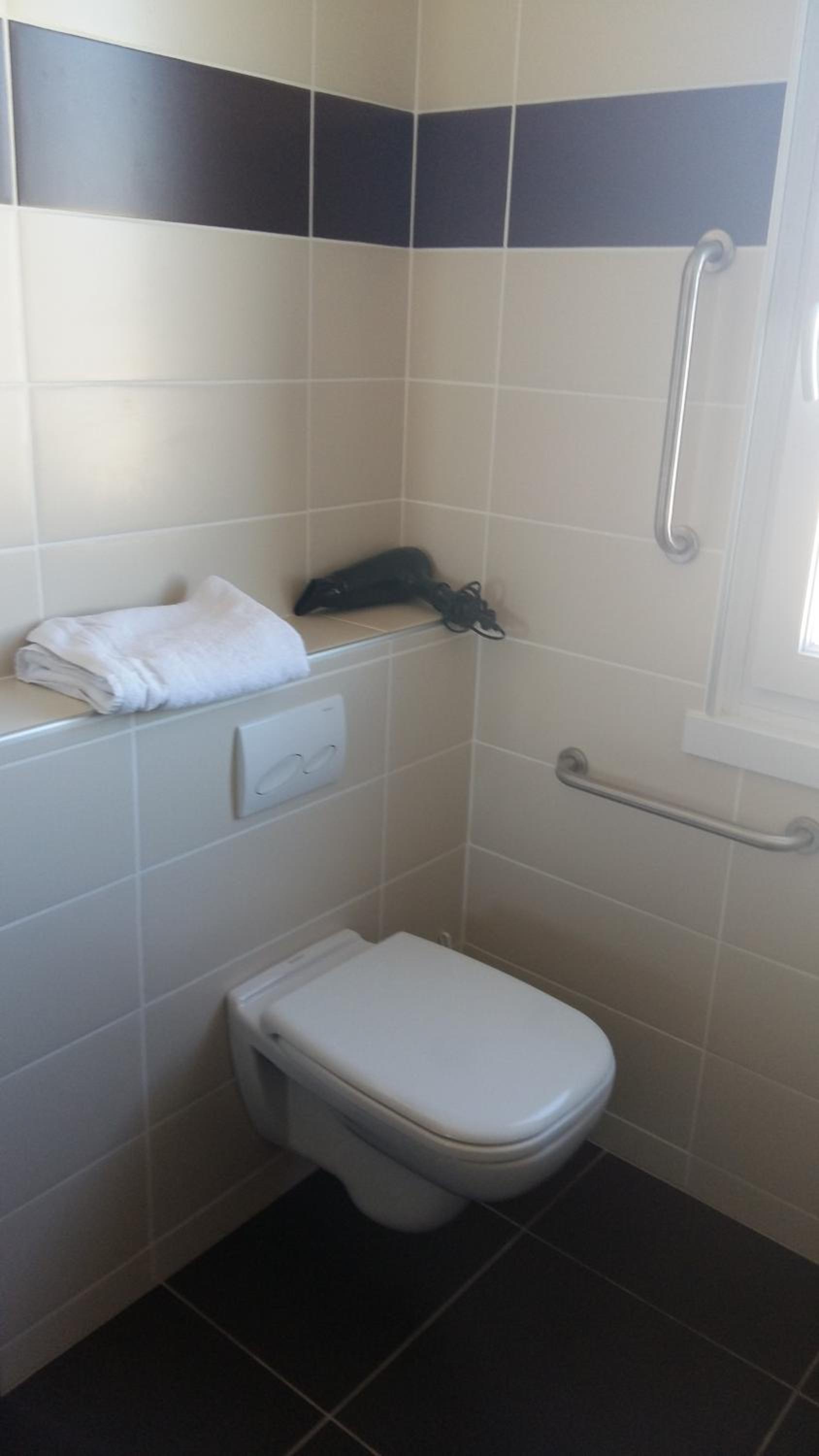 Economy Double Room photo 3