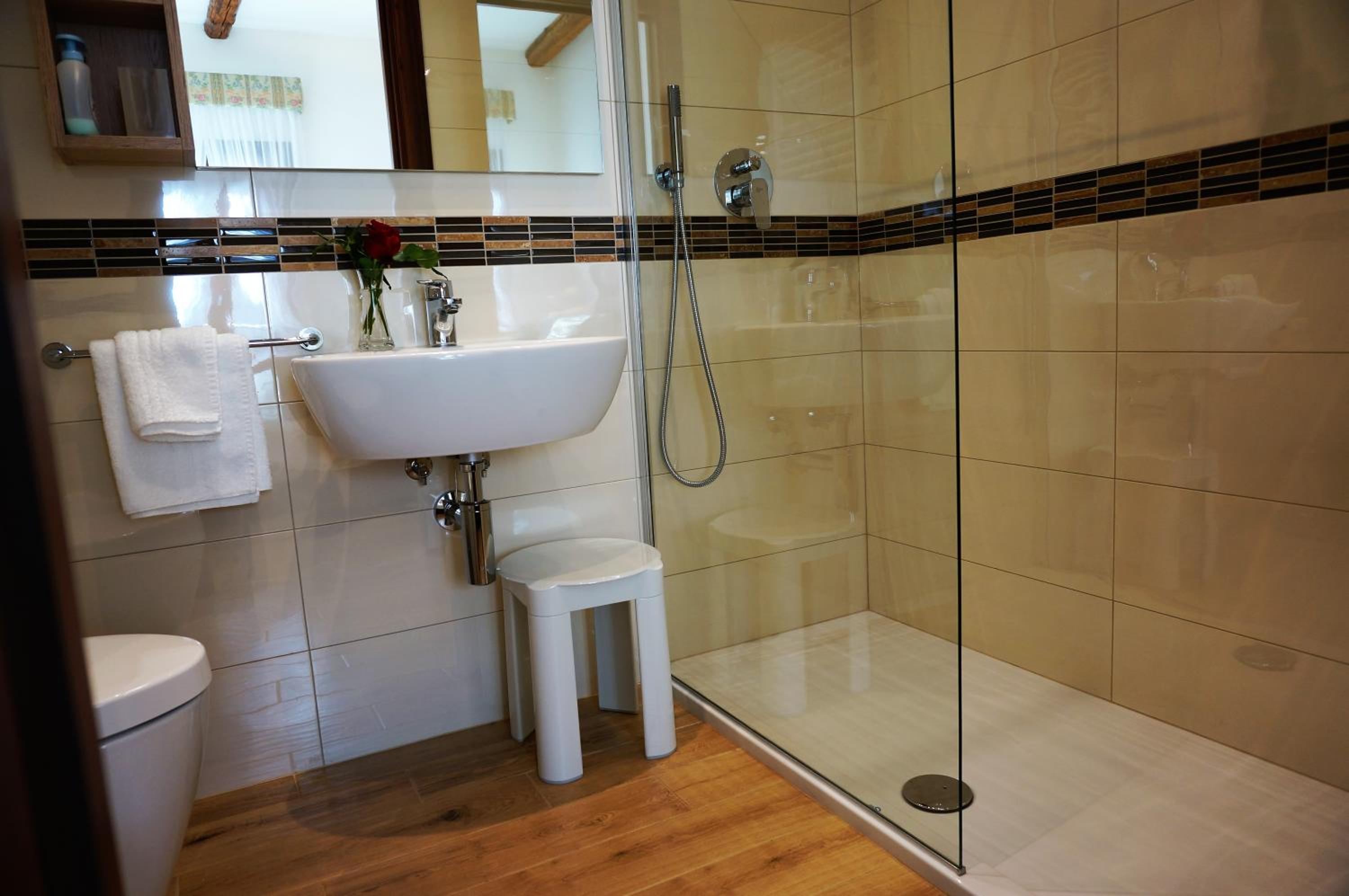 Double or Twin Room with Garden View photo 2