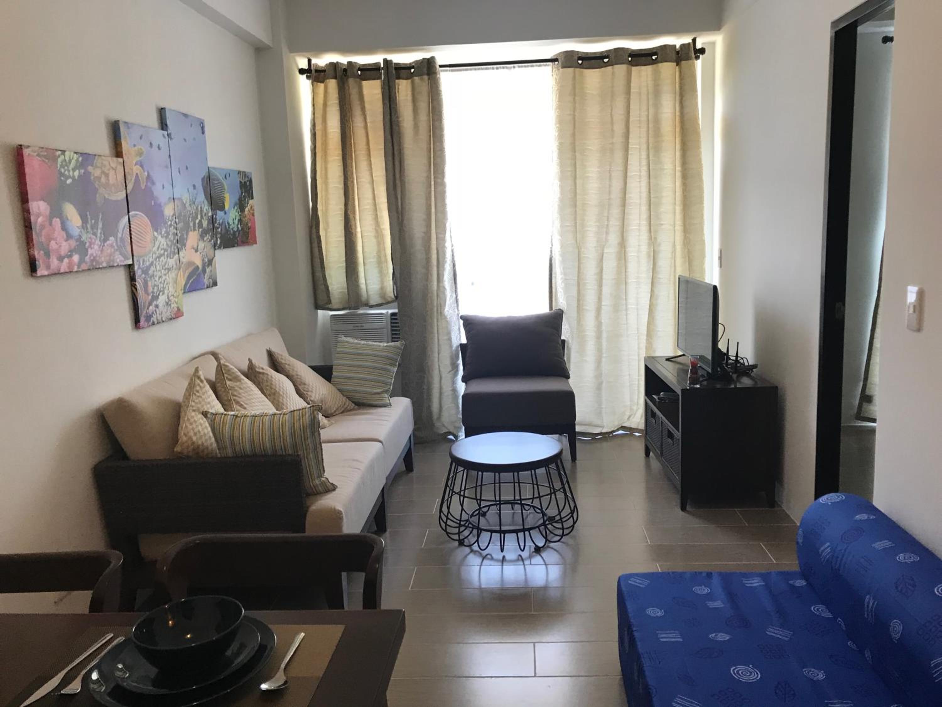 Apartment with Side Sea View - Photo 17