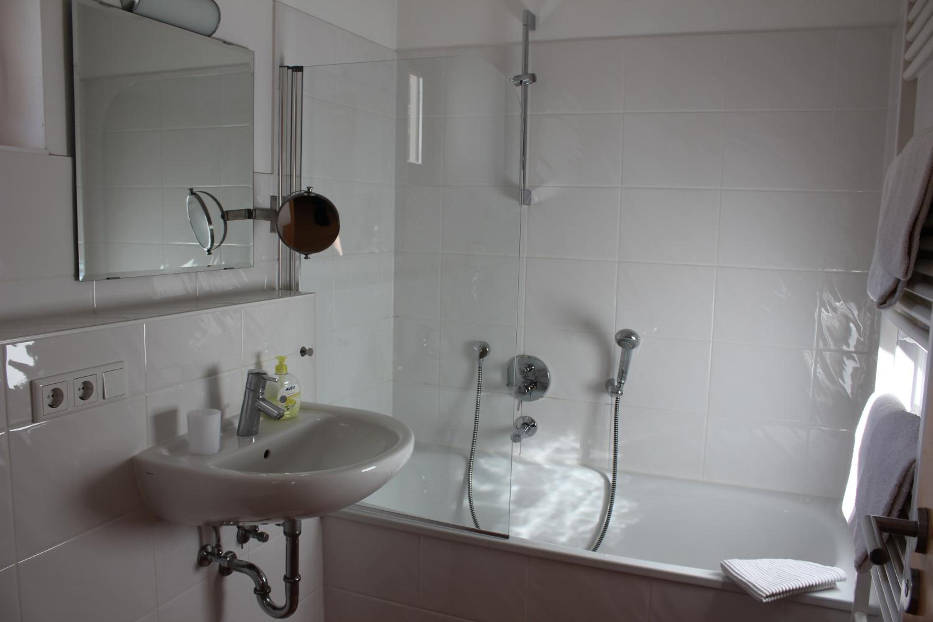 Two-Bedroom Apartment (4 Adults) - Ground Floor photo 3