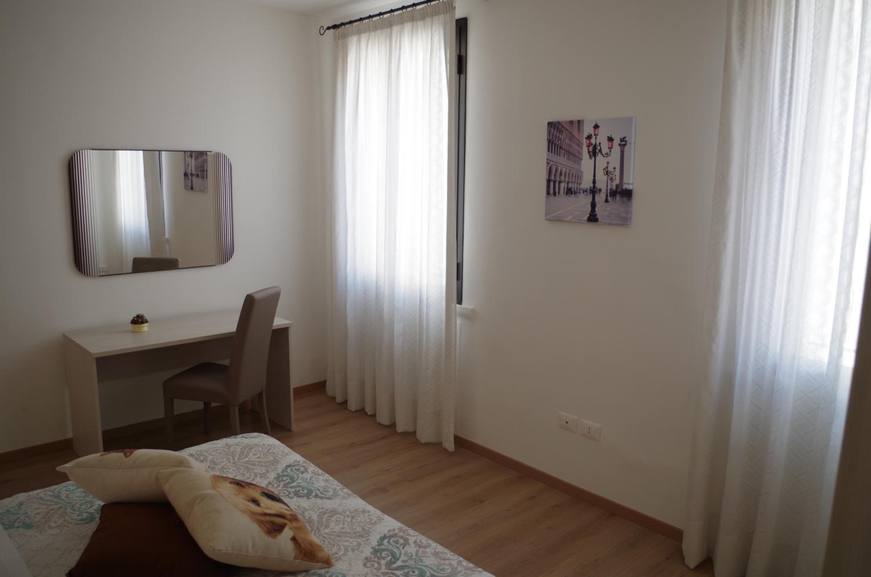 Double Room with Private Bathroom photo 3
