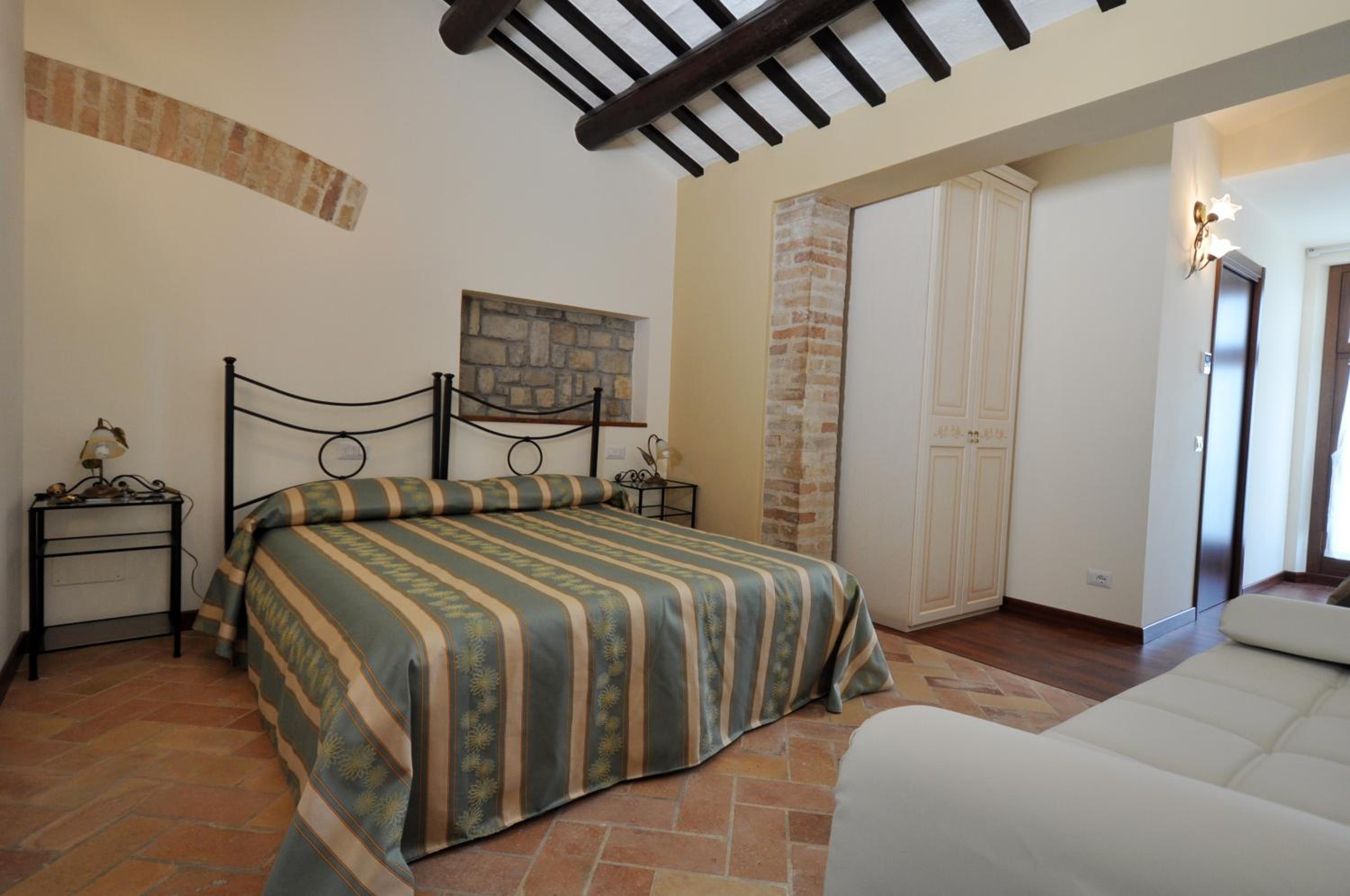 Double or Twin Room photo 3