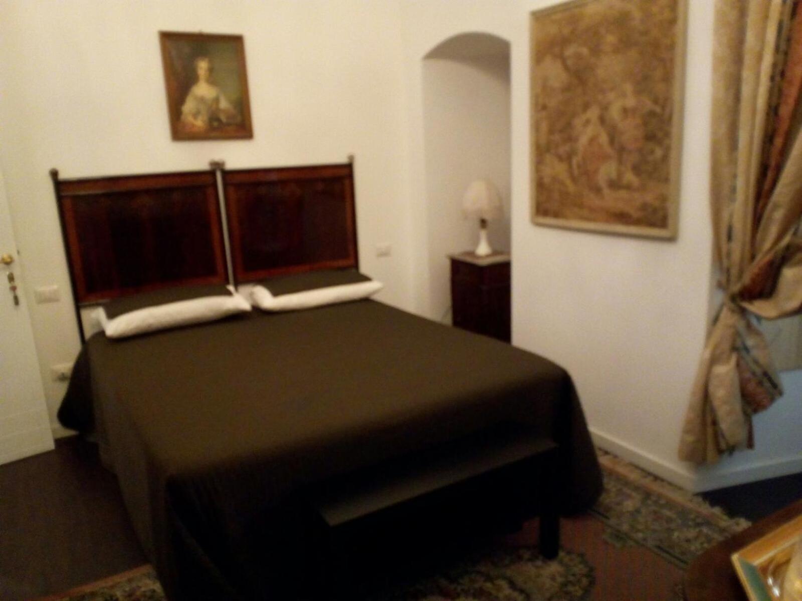 Double Room - Photo 5