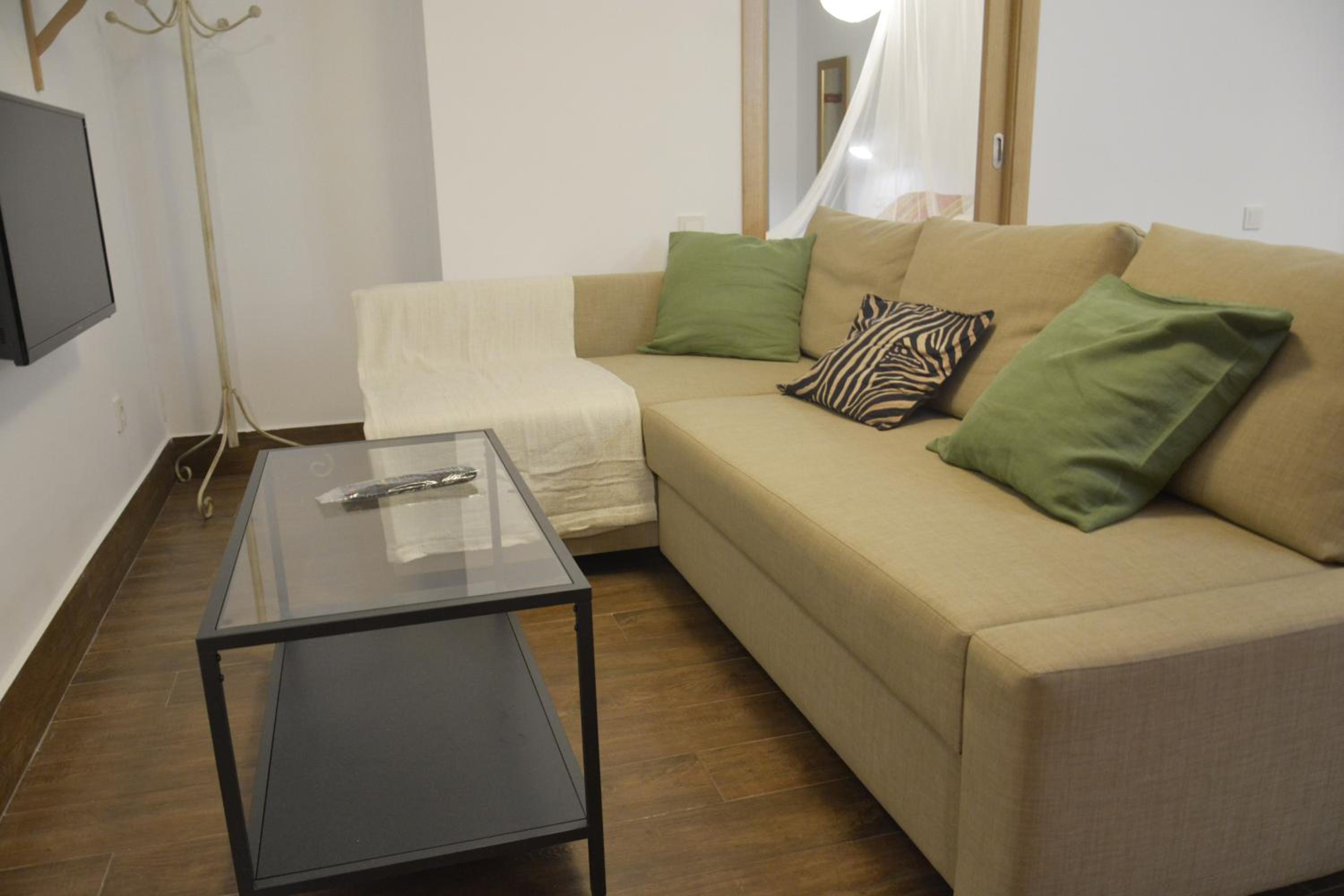 Apartment - Ground Floor - Photo 1