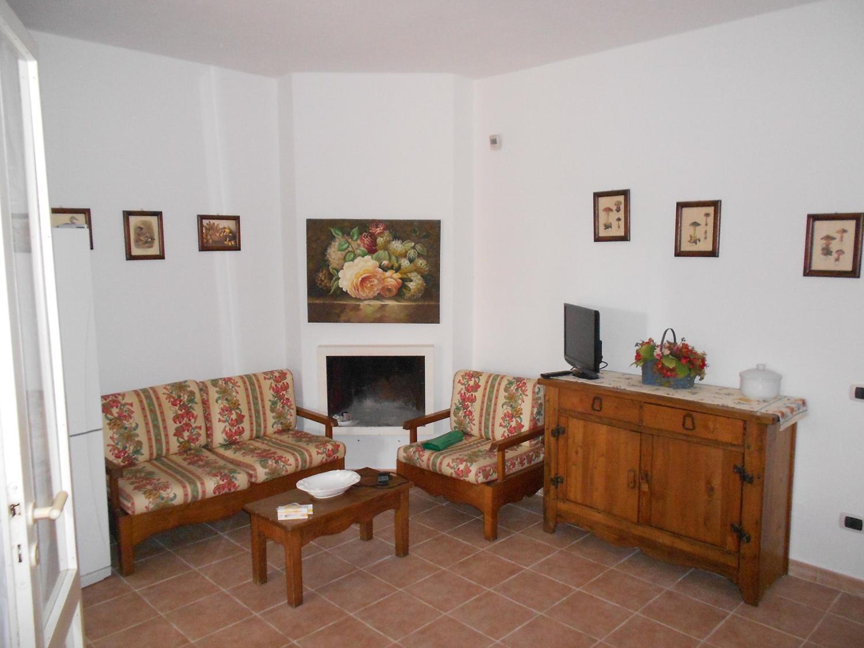 Three-Bedroom House photo 1