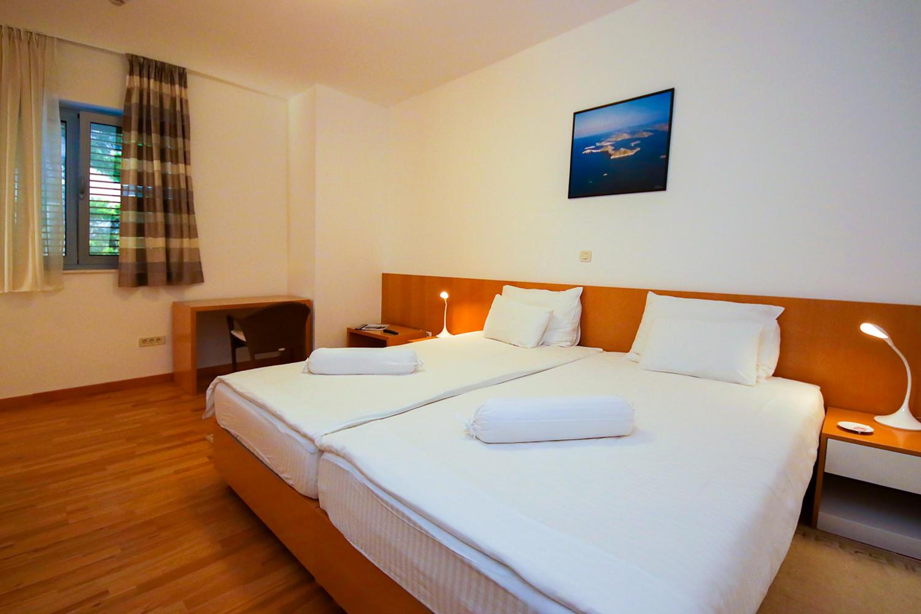 Accessible Twin room and Balcony