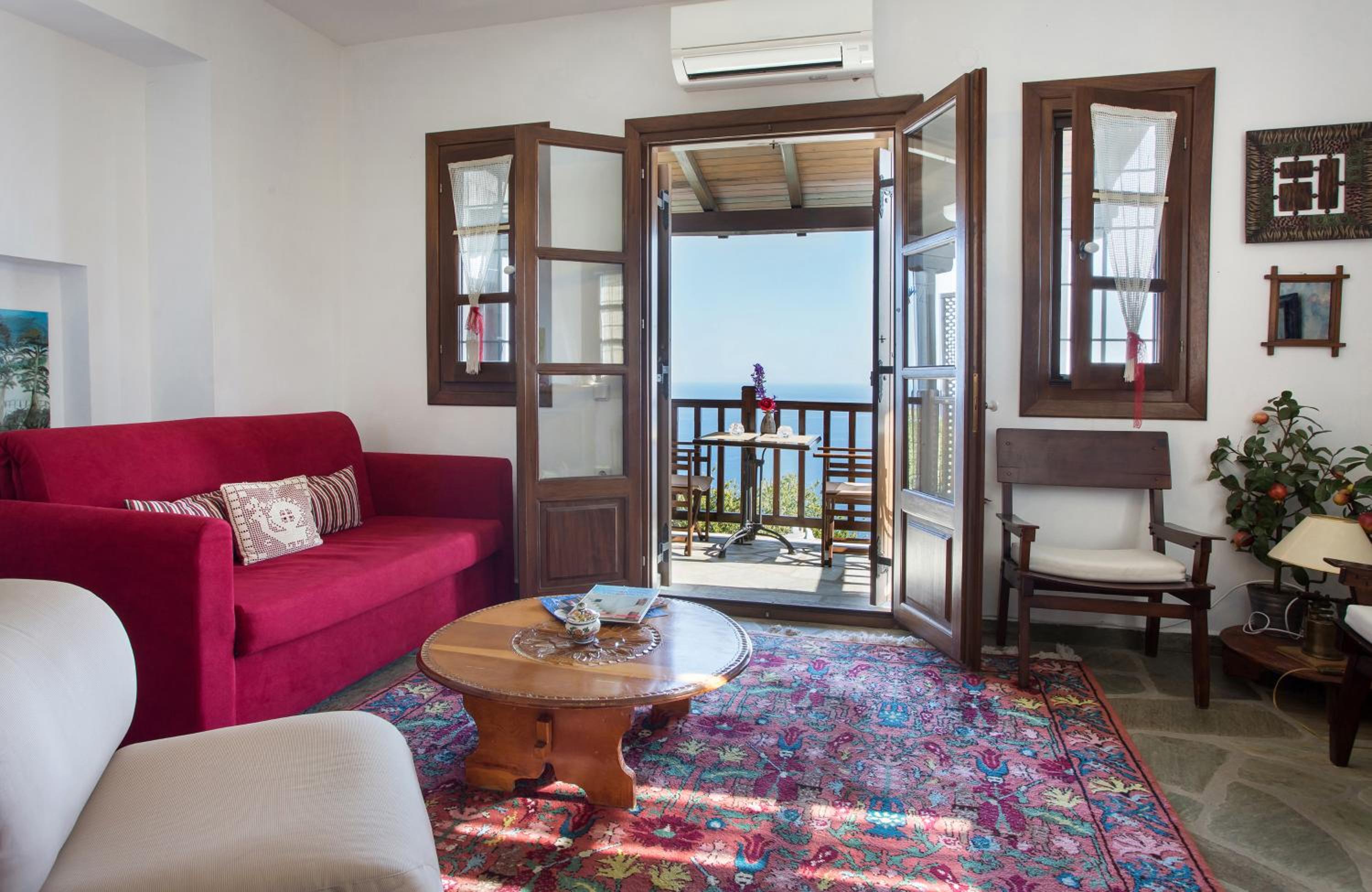 One Bedroom Apartment with Sea View photo 1