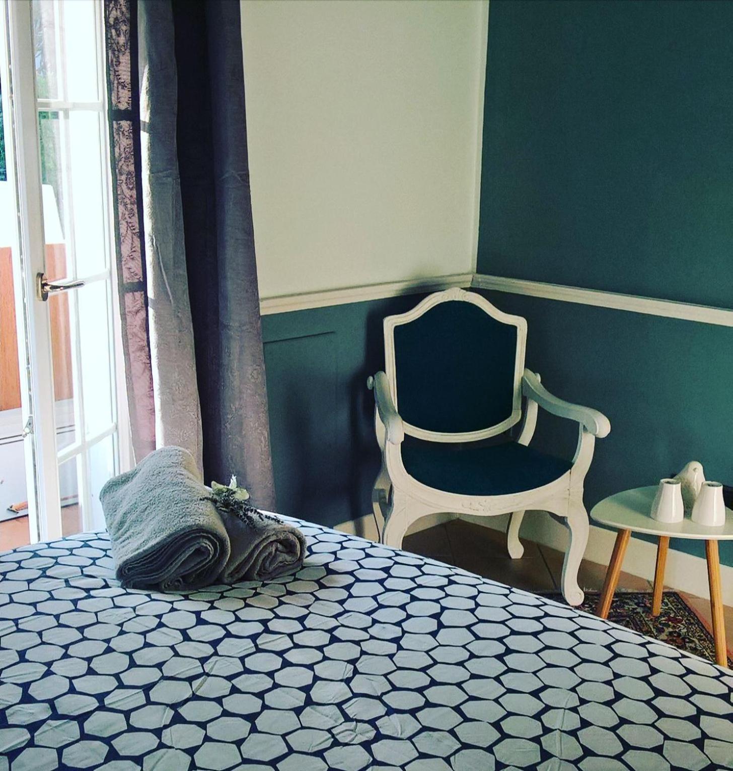 Double Room with Private Bathroom photo 2