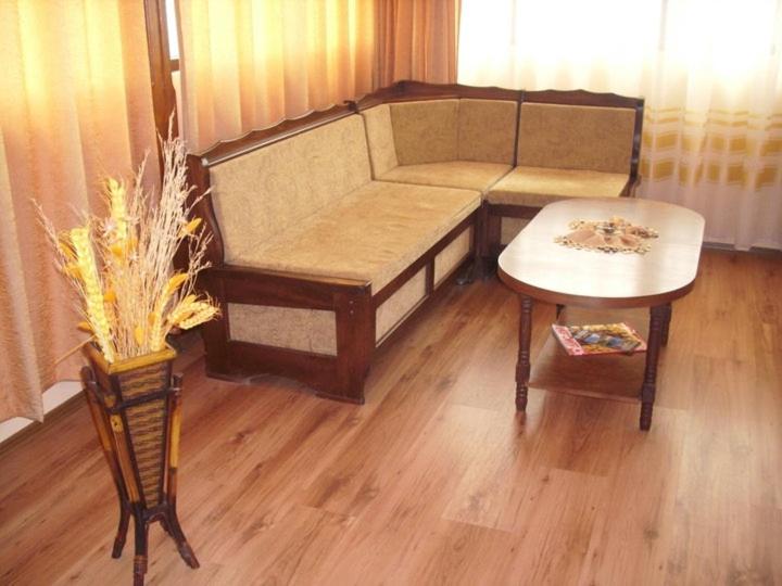 Double Room - Photo 3