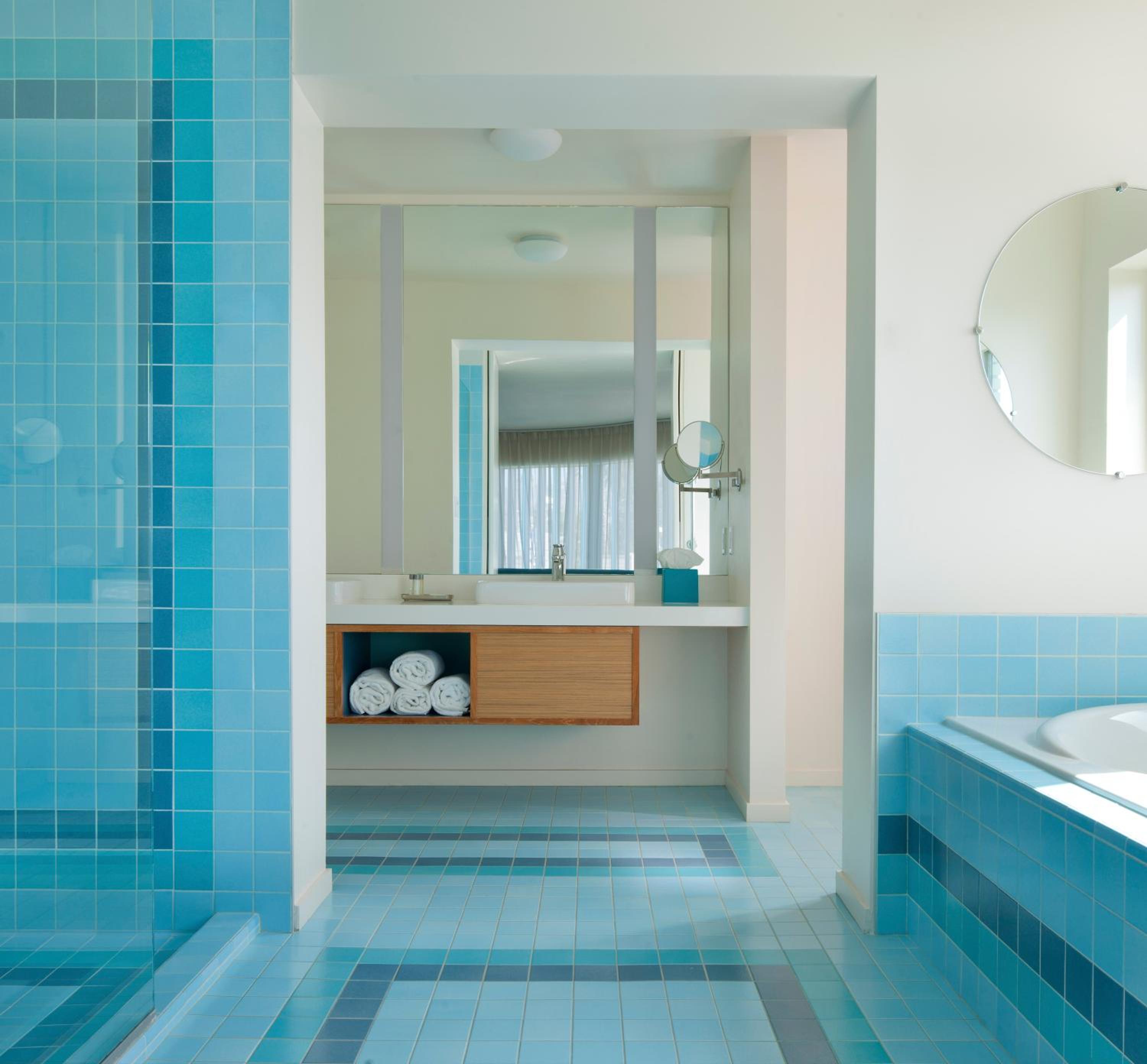King Suite with Spa Bath