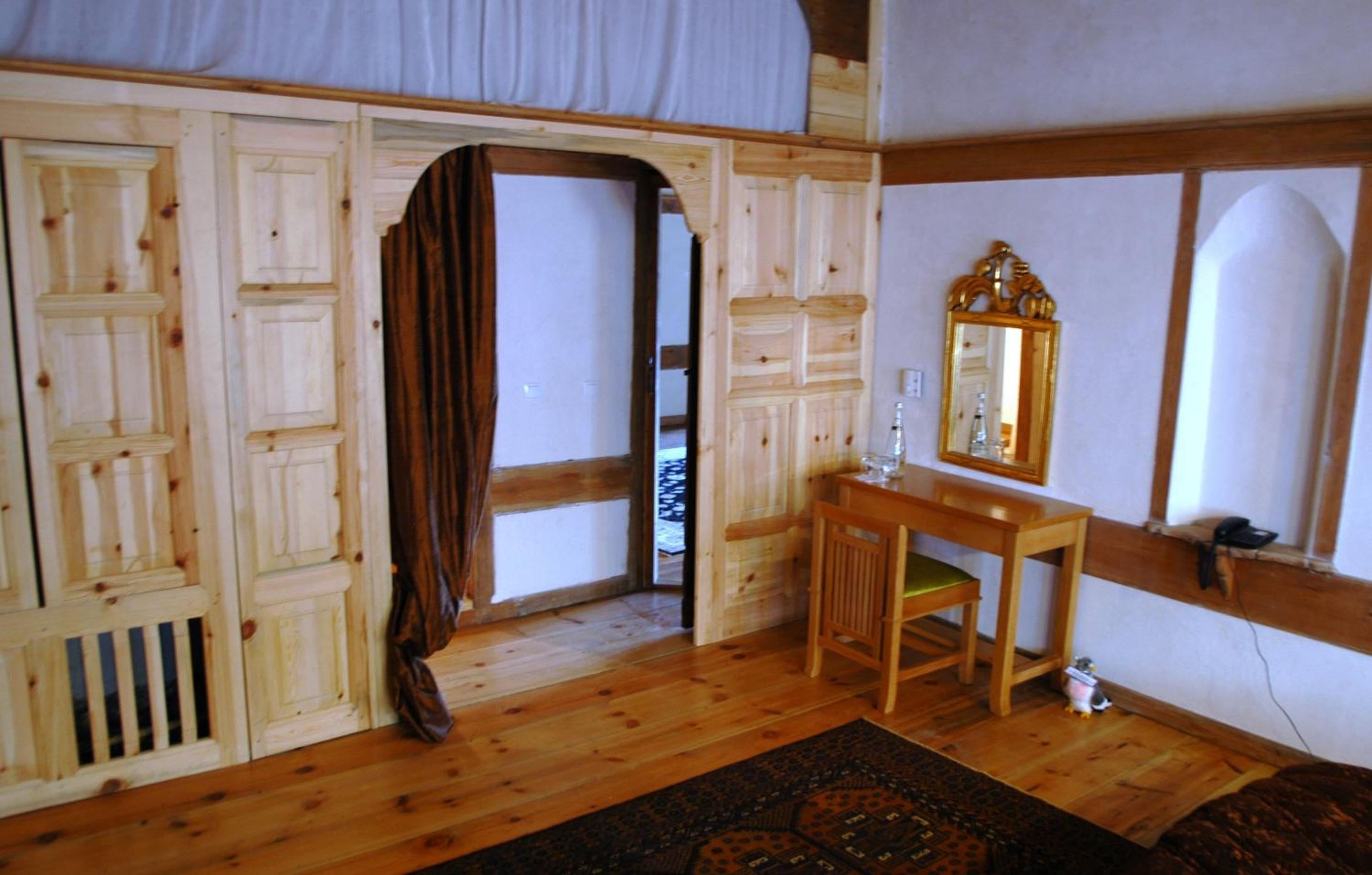 Superior Double or Twin Room - Photo 10