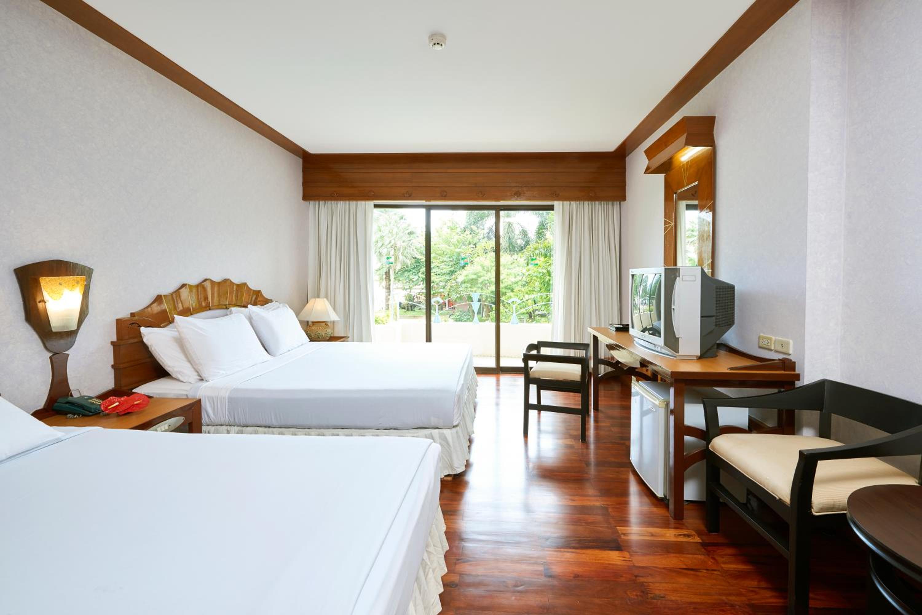 Deluxe Double or Twin Room with Sea View