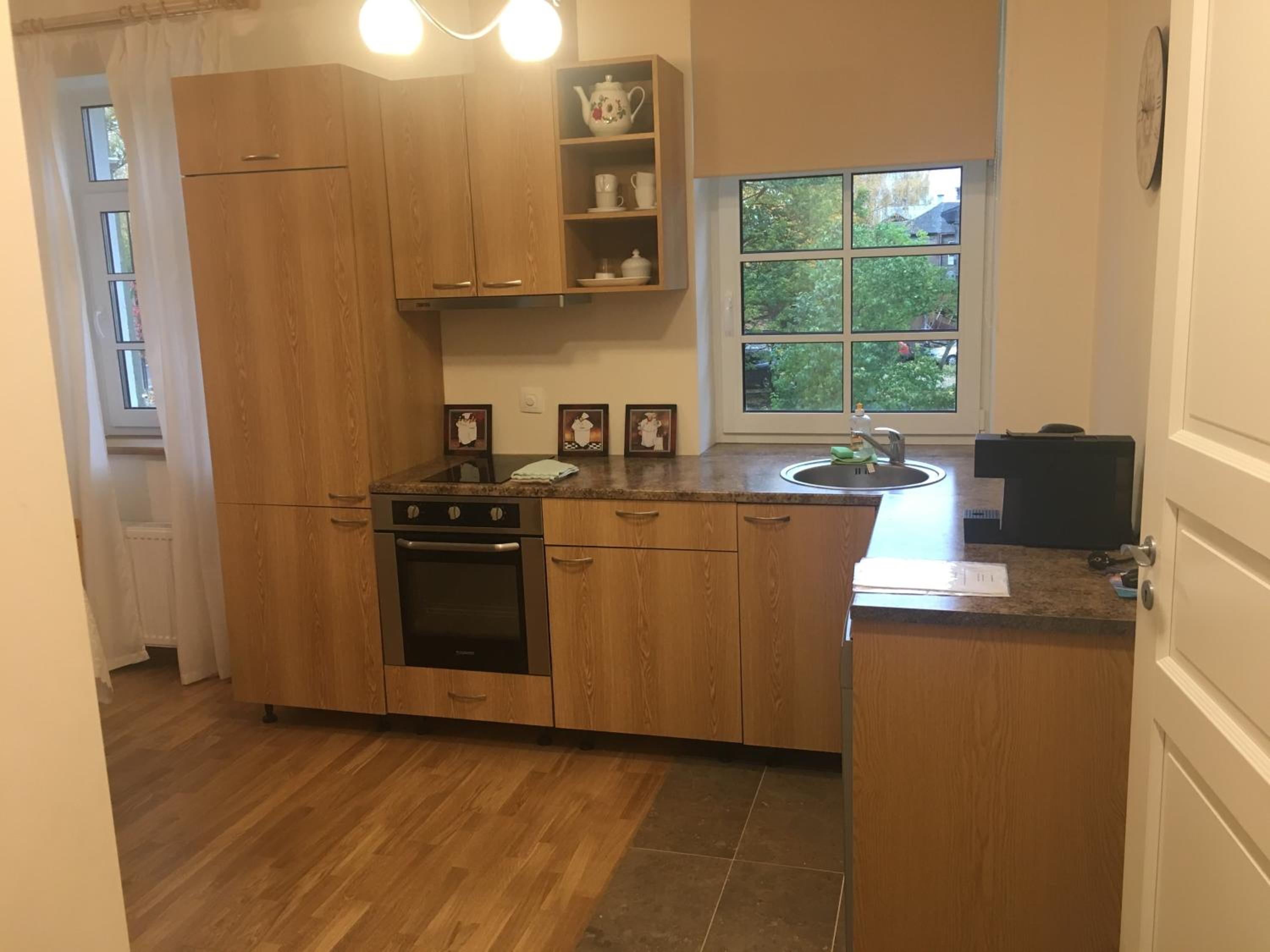 One-Bedroom Apartment - Photo 14