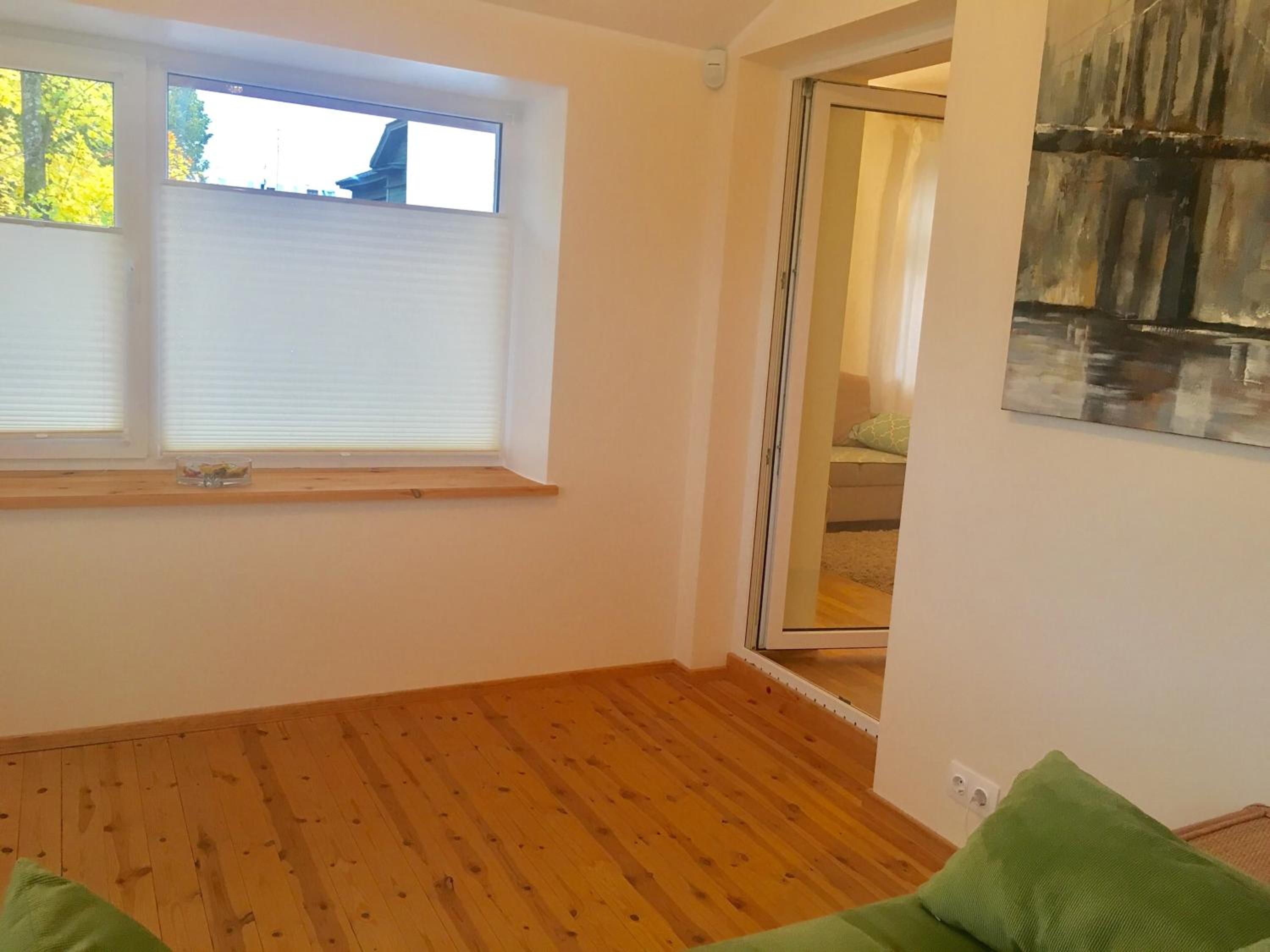 One-Bedroom Apartment - Photo 6