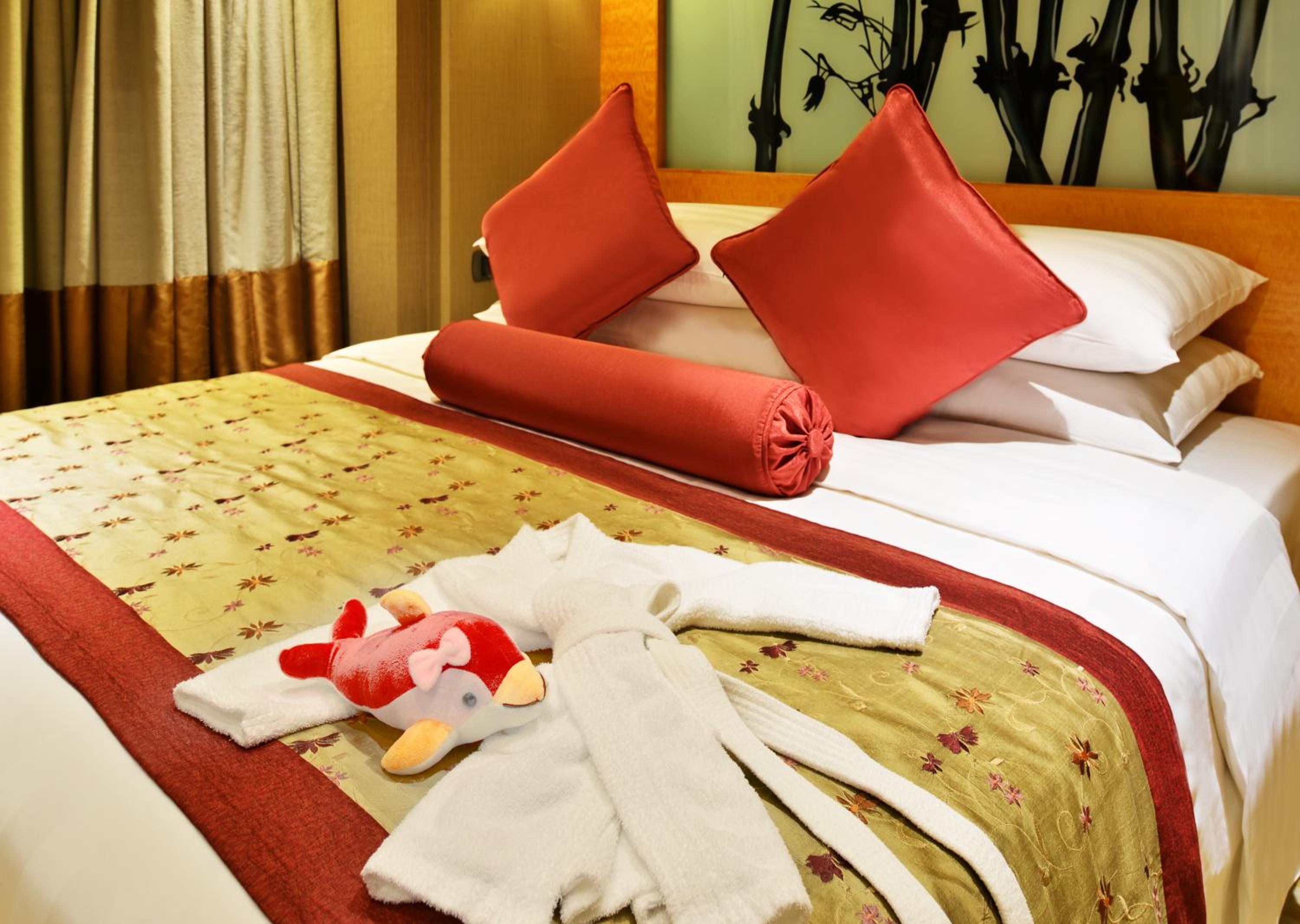 Deluxe Suite - Photo 5