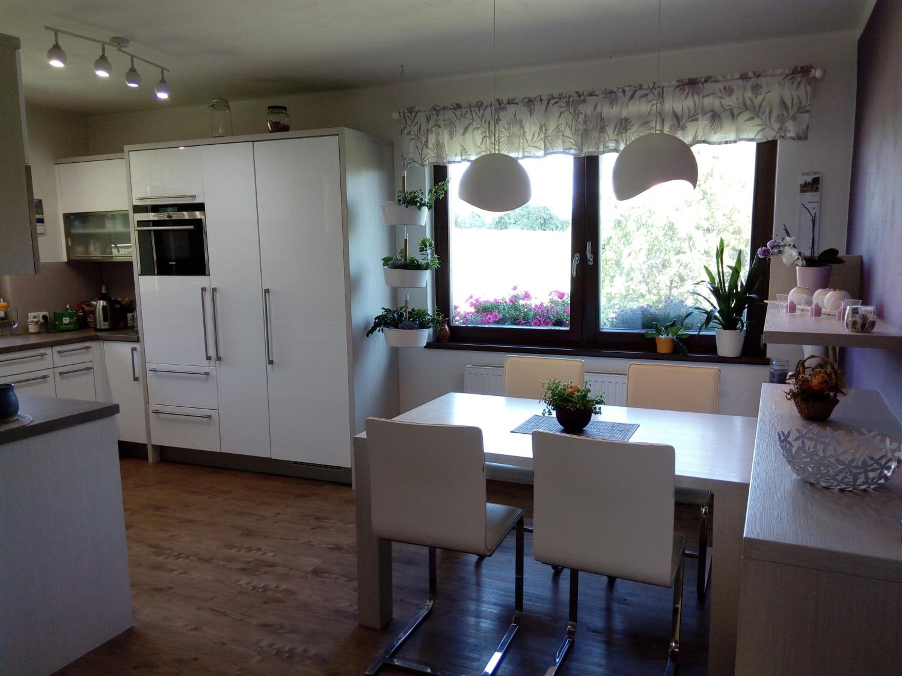 Family Room - Photo 12