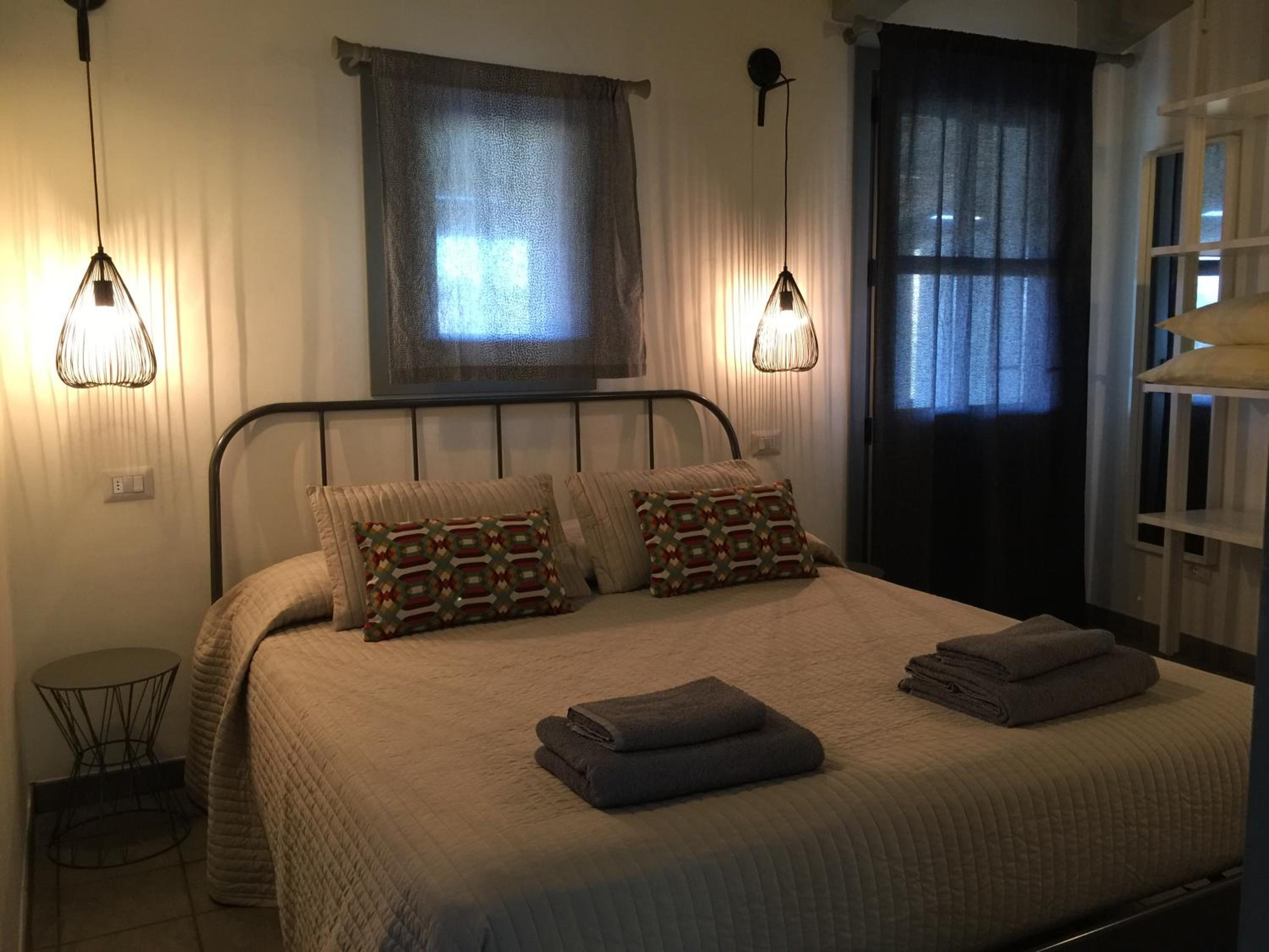 Deluxe Two-Bedroom Apartment with Garden View