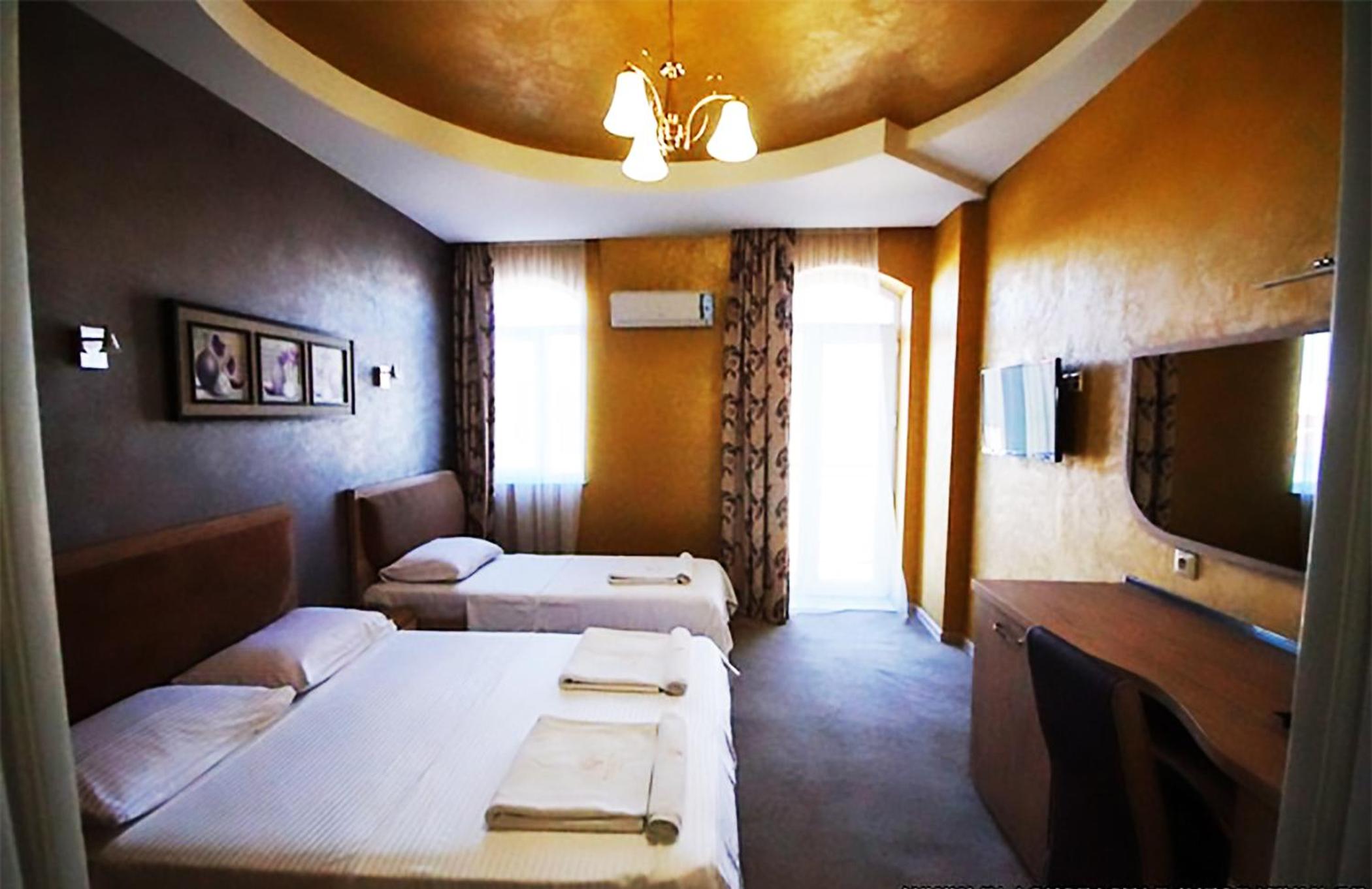 Deluxe Twin Room photo 2
