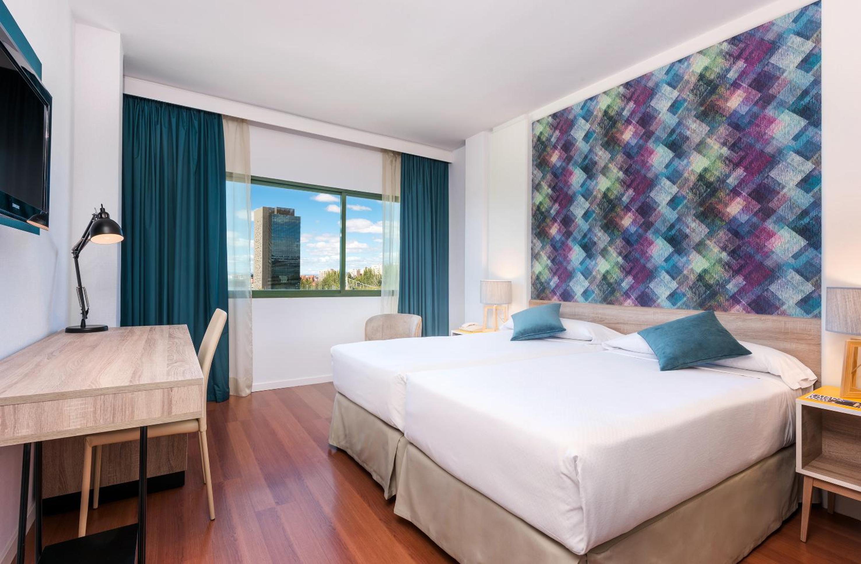 Standard Room - Disability Access photo 2