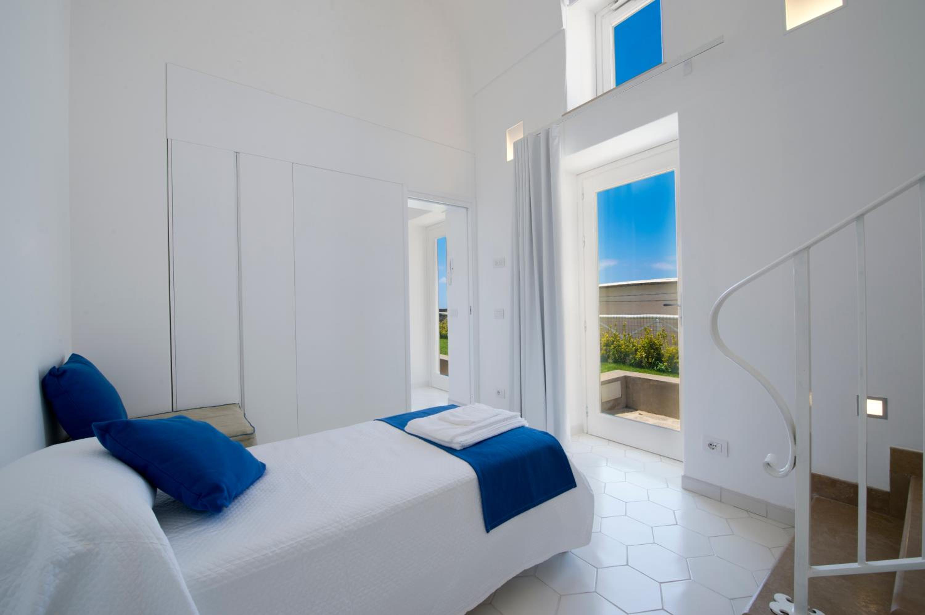 Villa with Private Pool photo 3