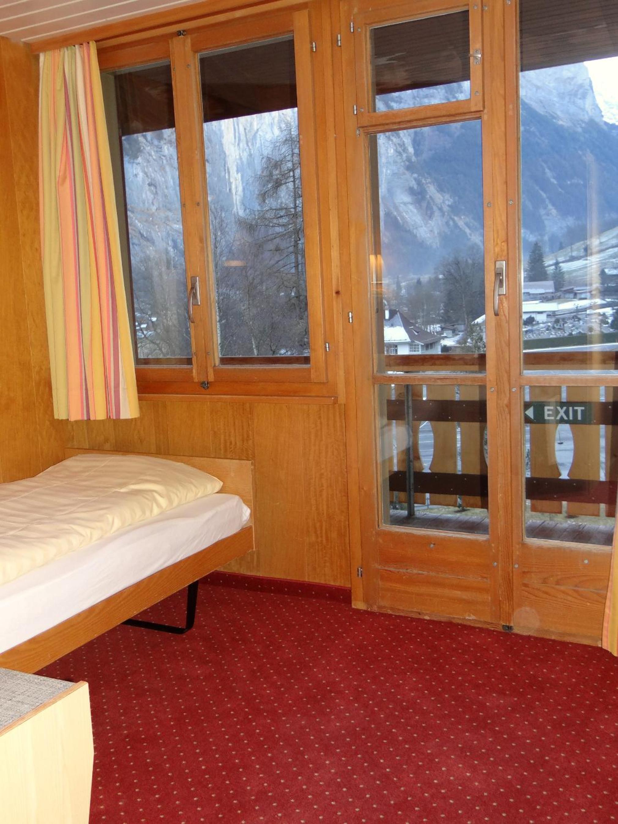 Triple Room with Balcony and Waterfall View photo 2