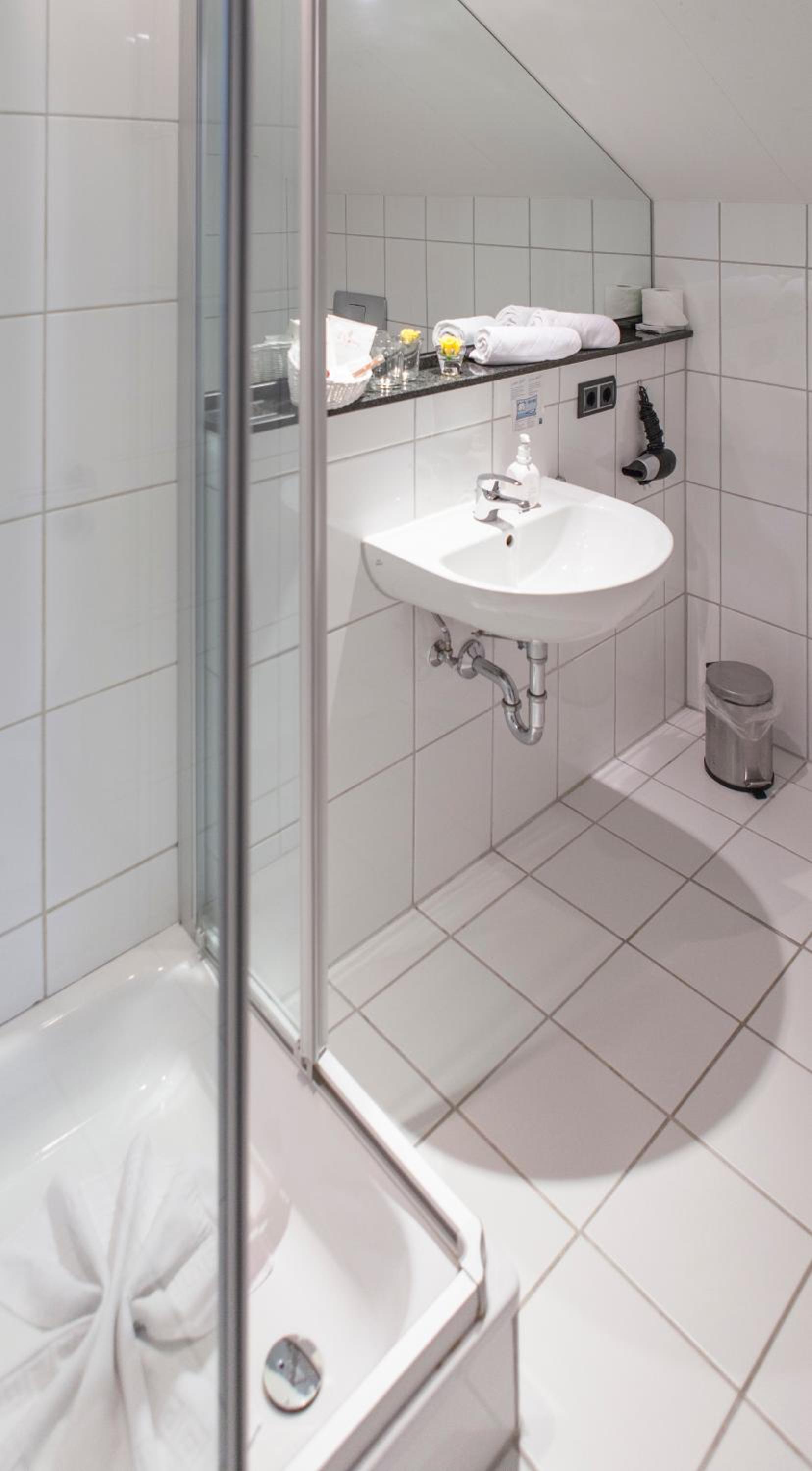 Standard Single Room photo 3