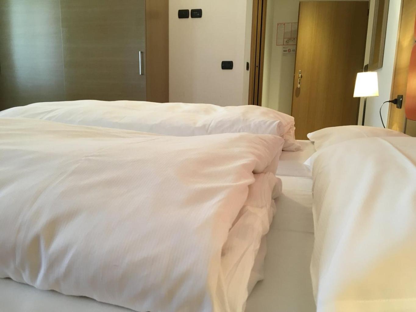 Standard Double or Twin Room with Balcony photo 3