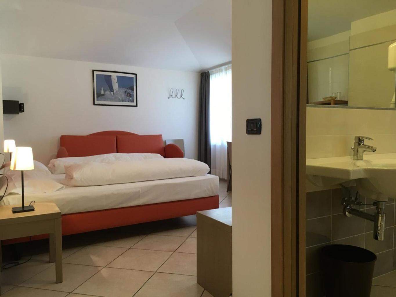 Budget Double or Twin Room photo 2