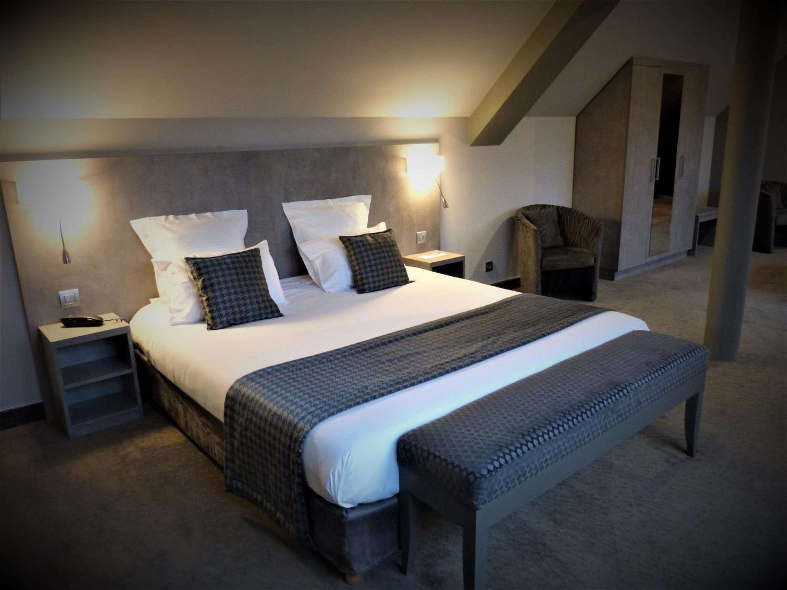 Deluxe Suite photo 3