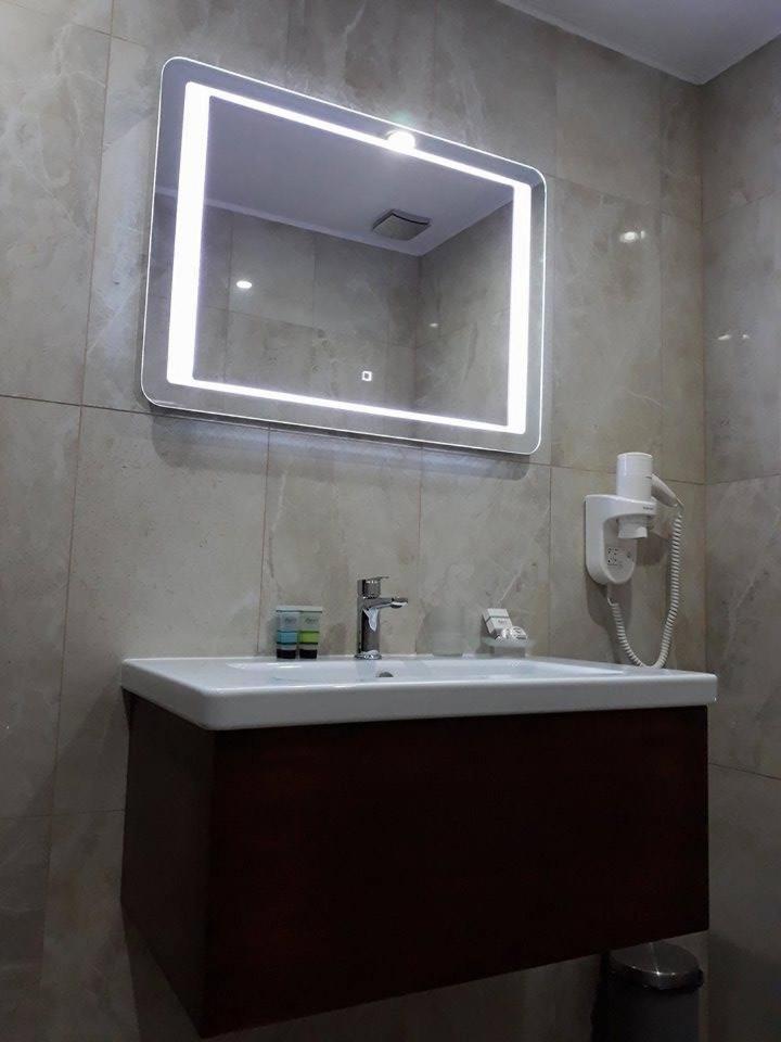 Deluxe King Room photo 1
