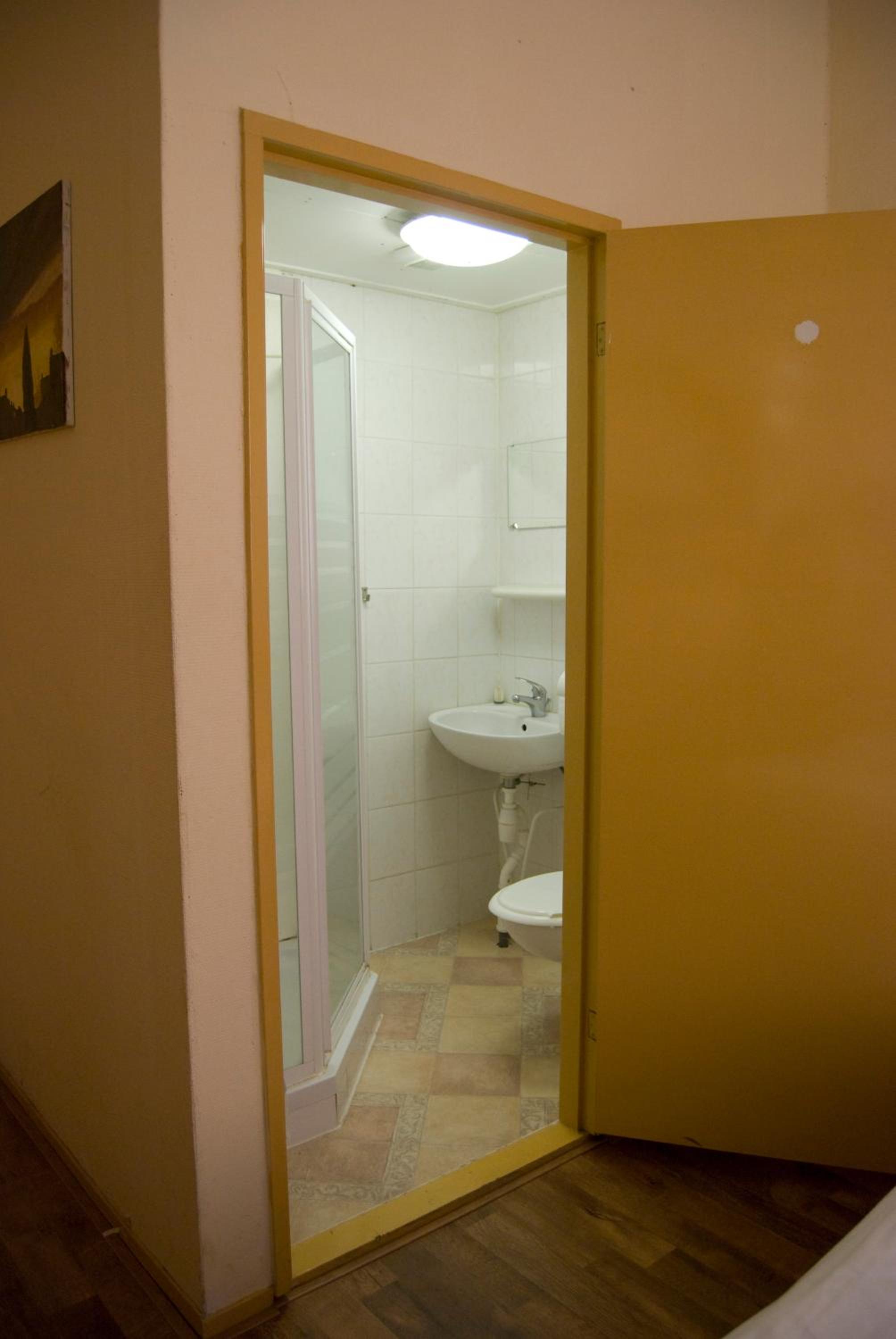 Standard Double Room photo 3