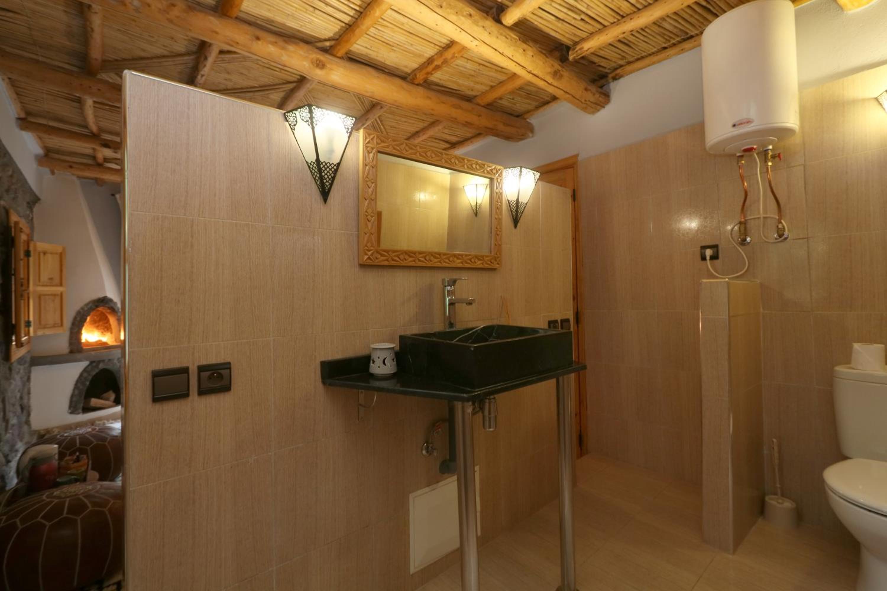 Deluxe Double Room photo 3
