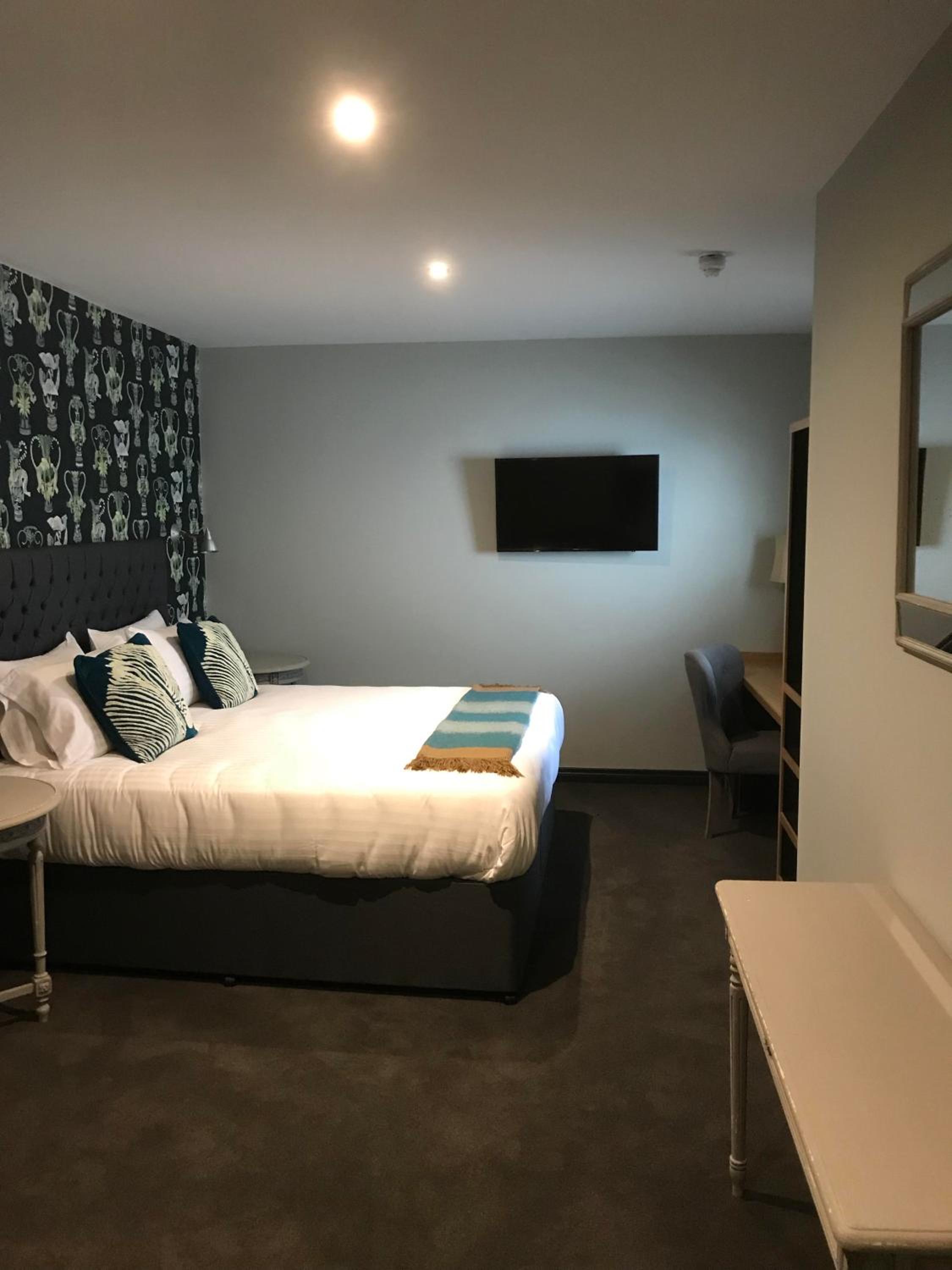 Deluxe Family Room - Photo 1