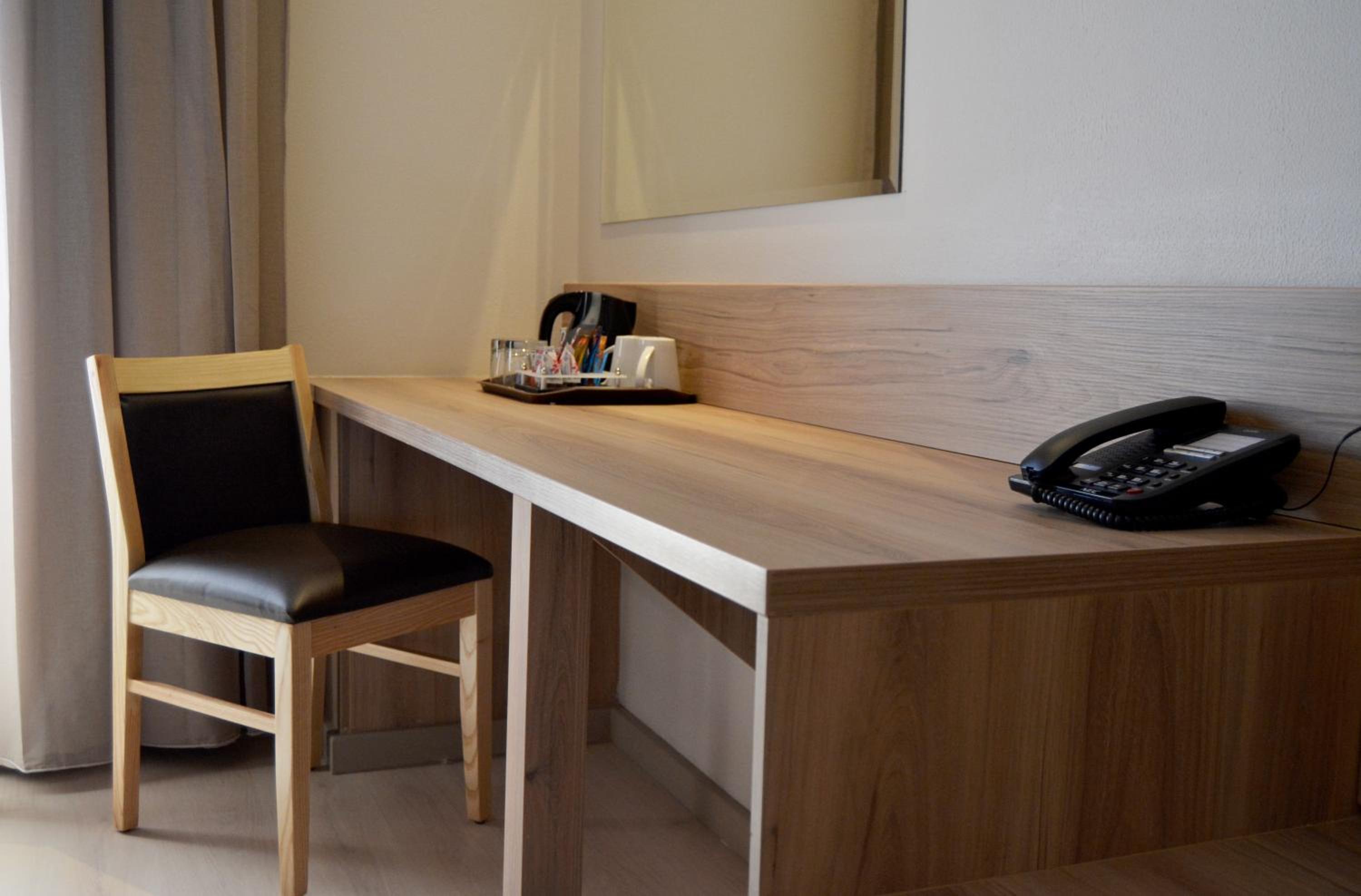 Standard Twin Room photo 1