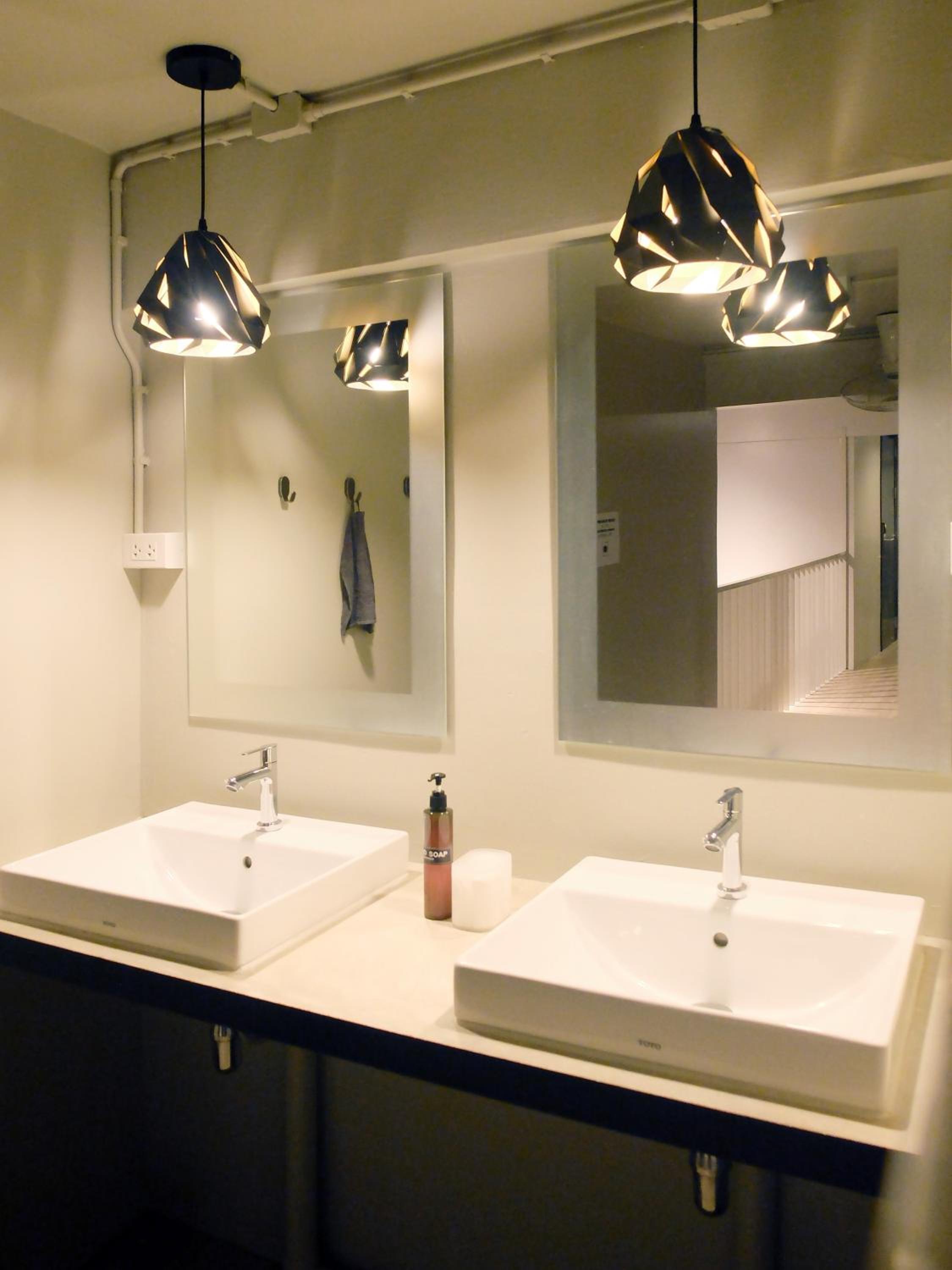 Quadruple Room with Shared Bathroom photo 3
