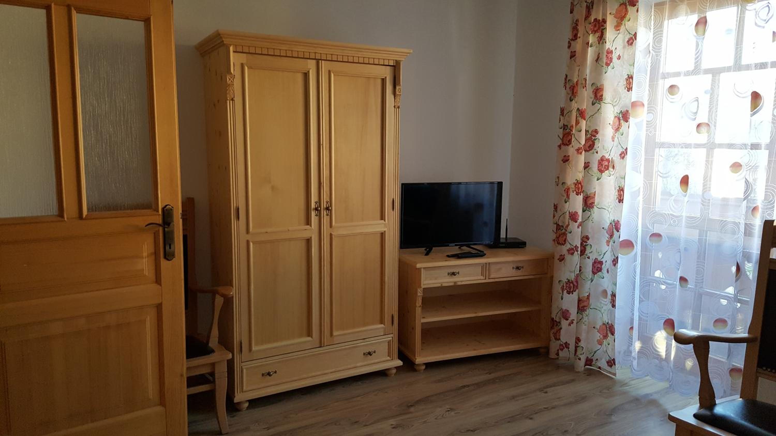 Budget Double Room photo 3