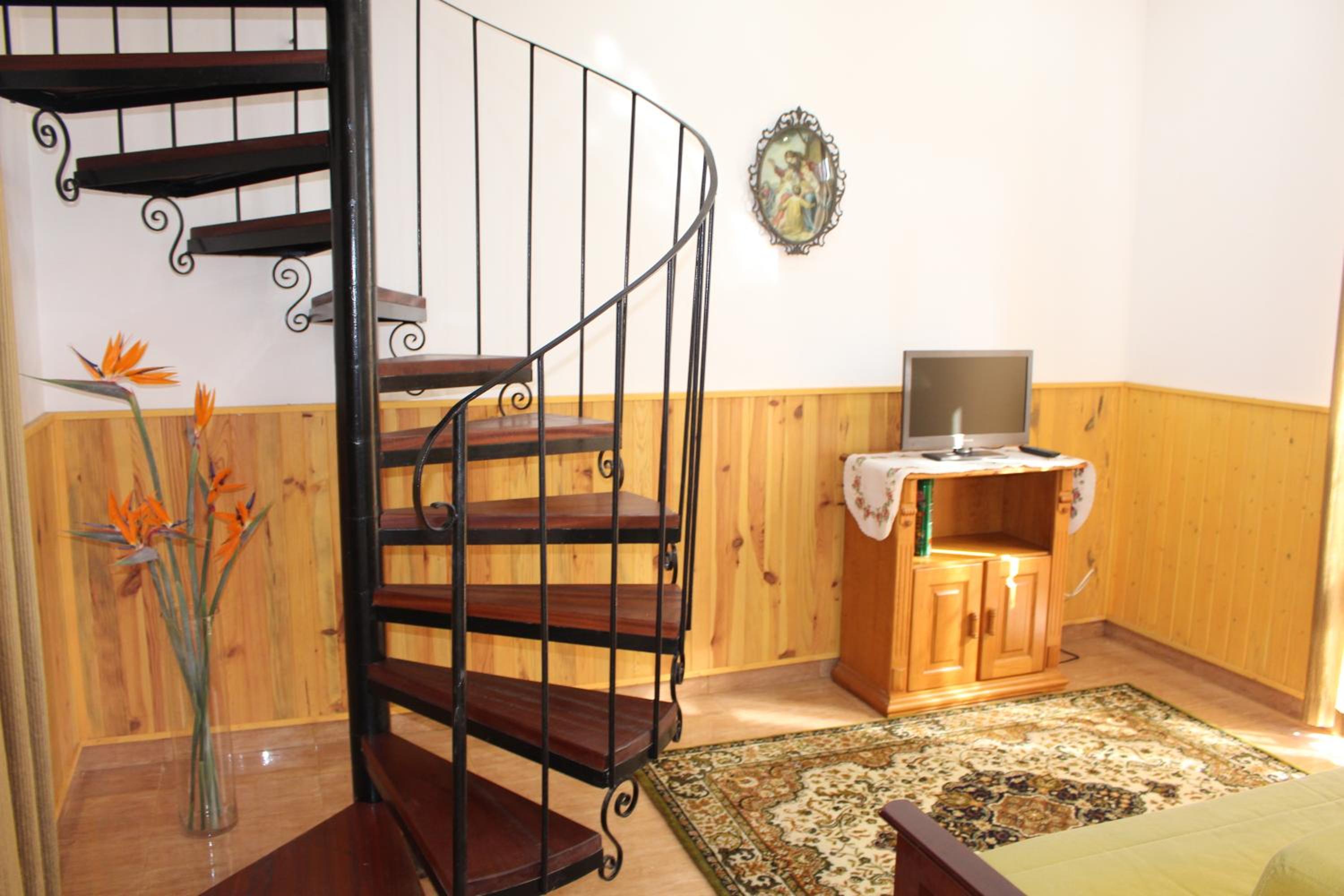One-Bedroom House photo 1