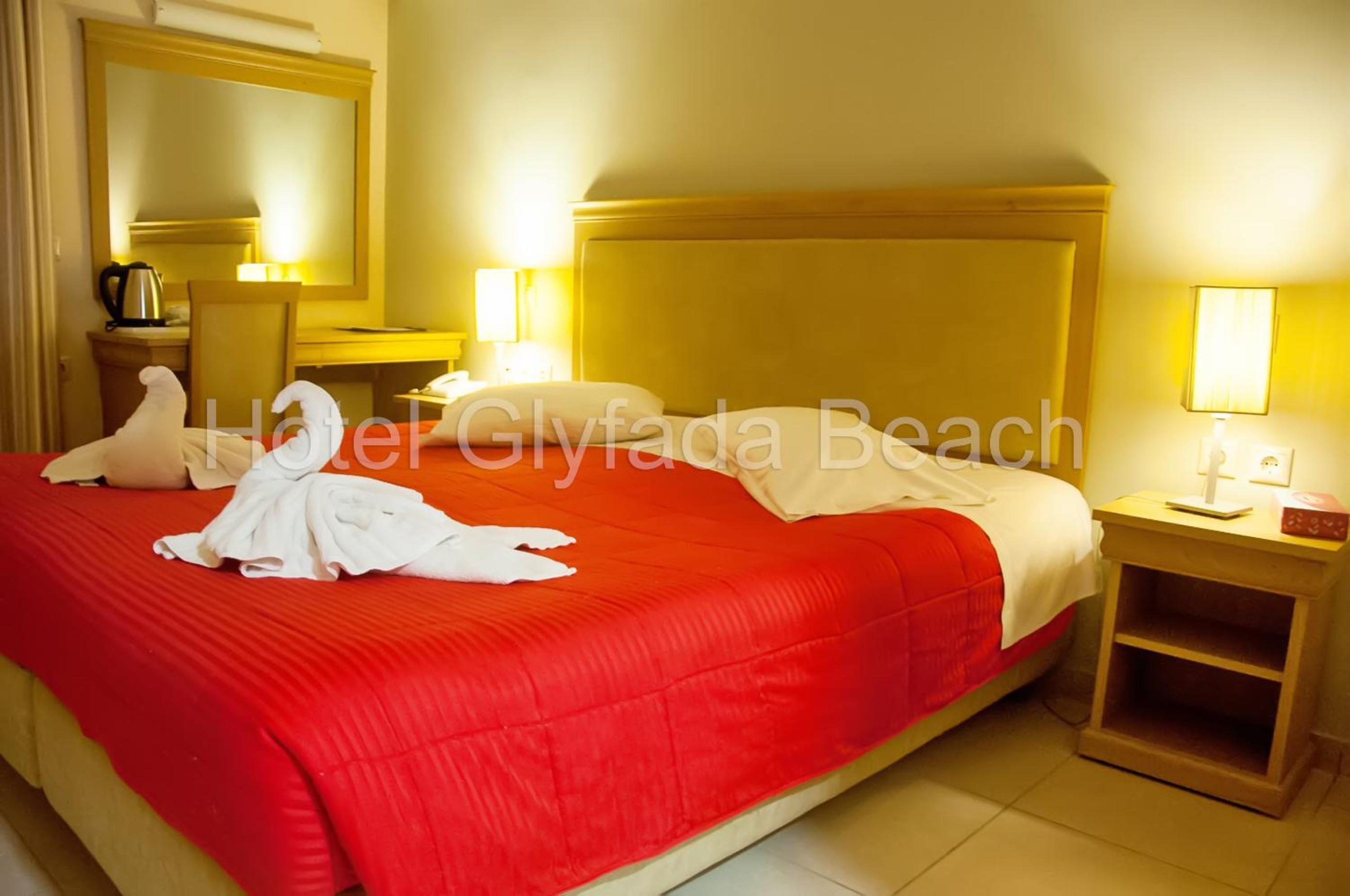 Double or Twin Room with Sea View - Photo 40
