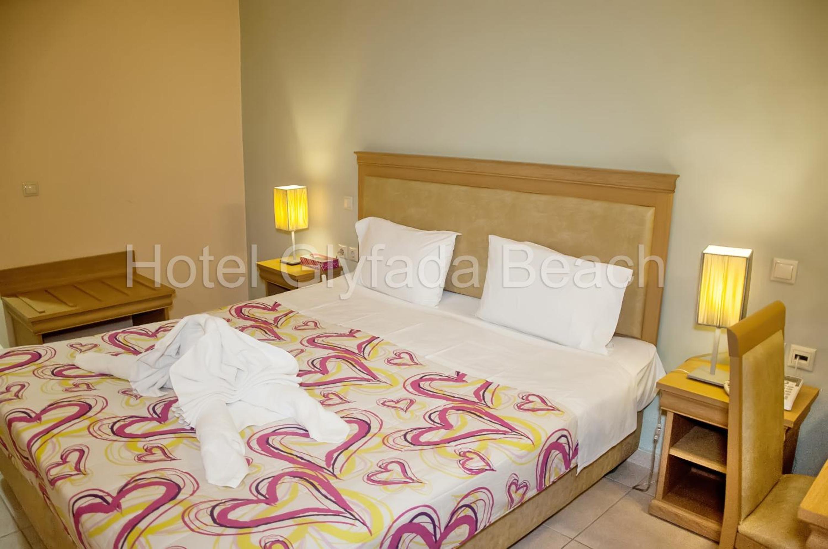 Double or Twin Room with Sea View - Photo 49