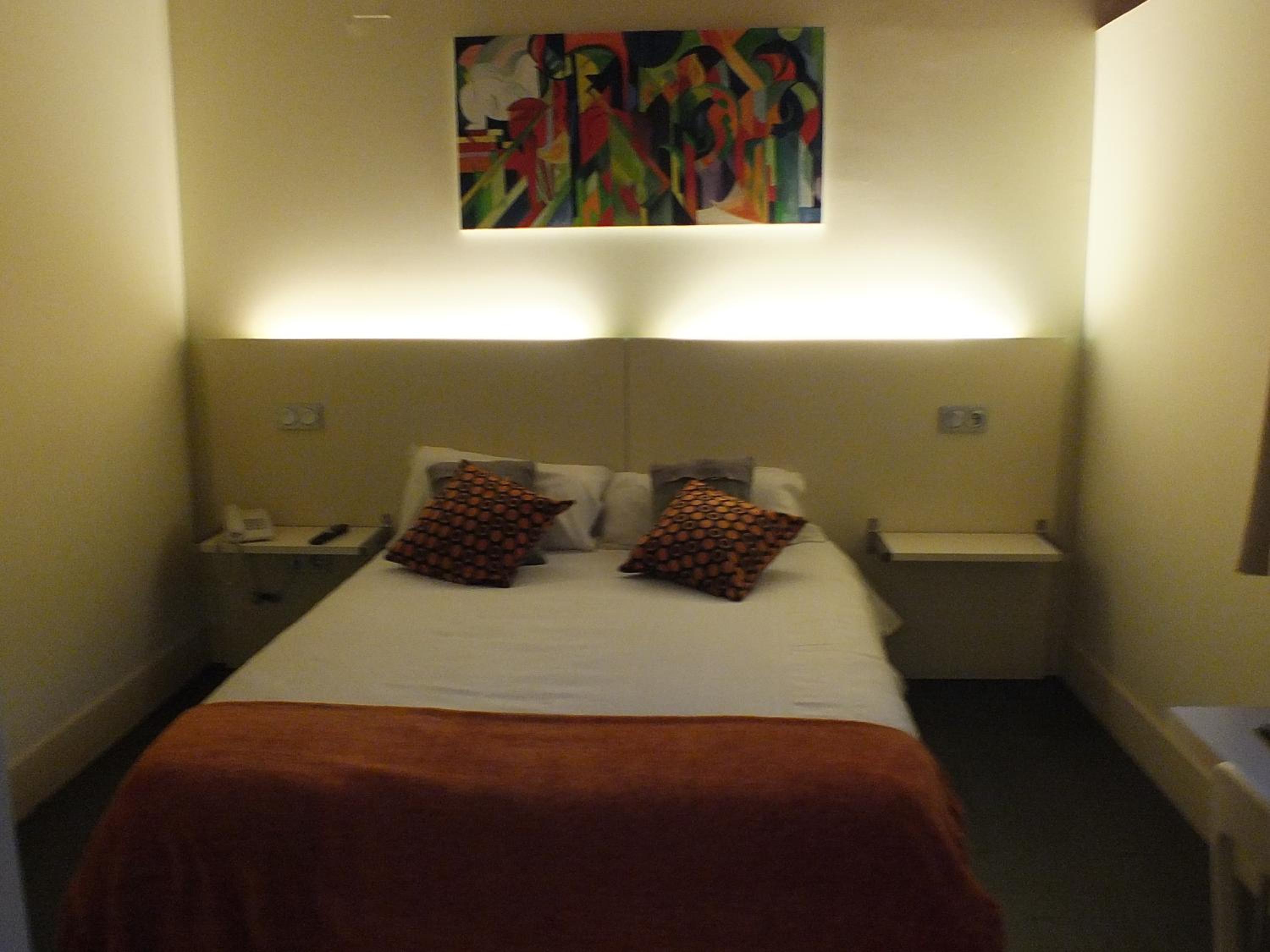 Double Room - Photo 5