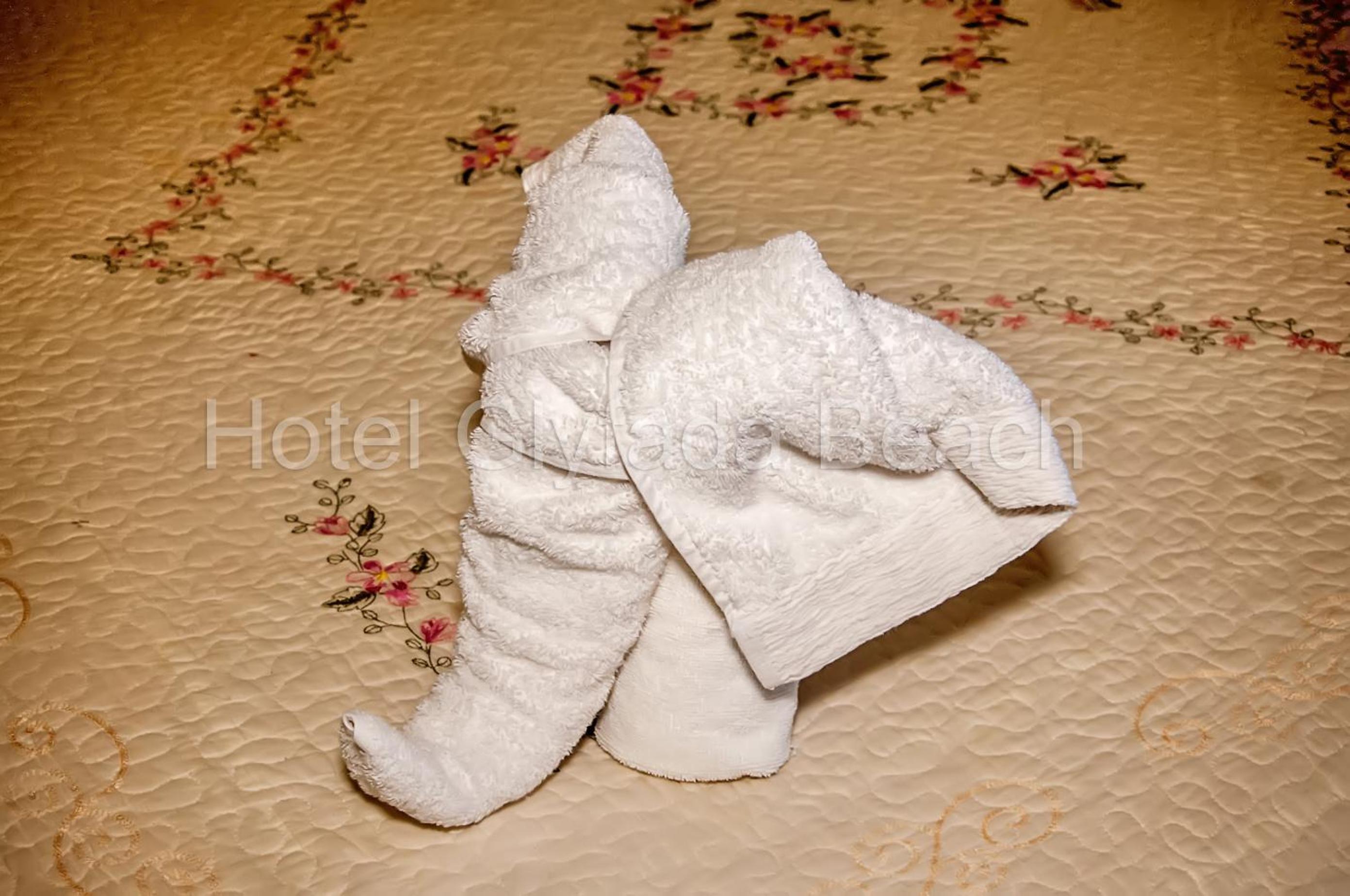 Double or Twin Room with Sea View - Photo 43