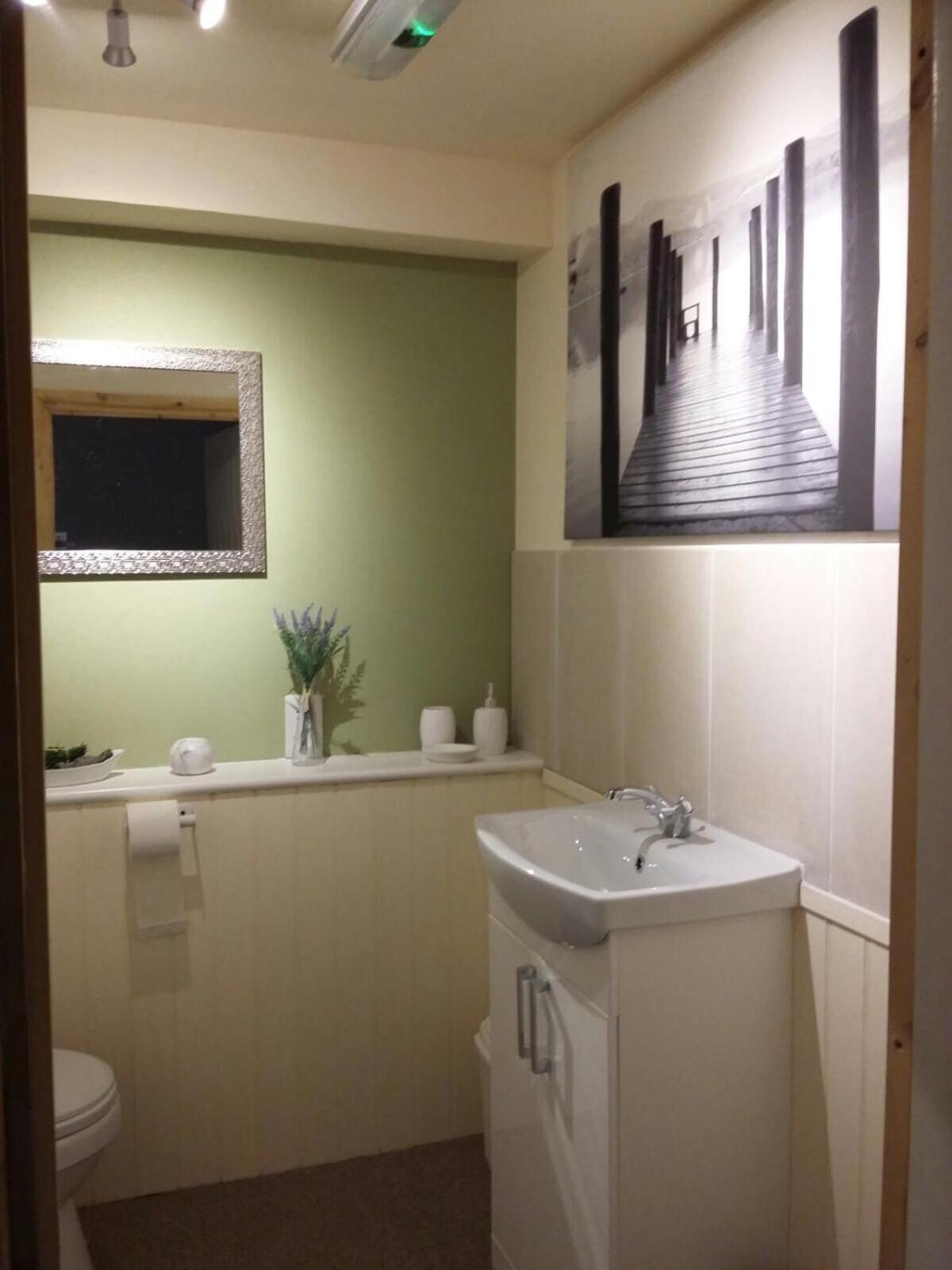 Deluxe Double Room With Extra Bed photo 2