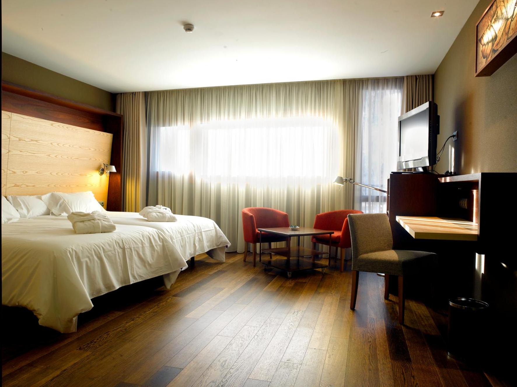Superior Double Room - Photo 4